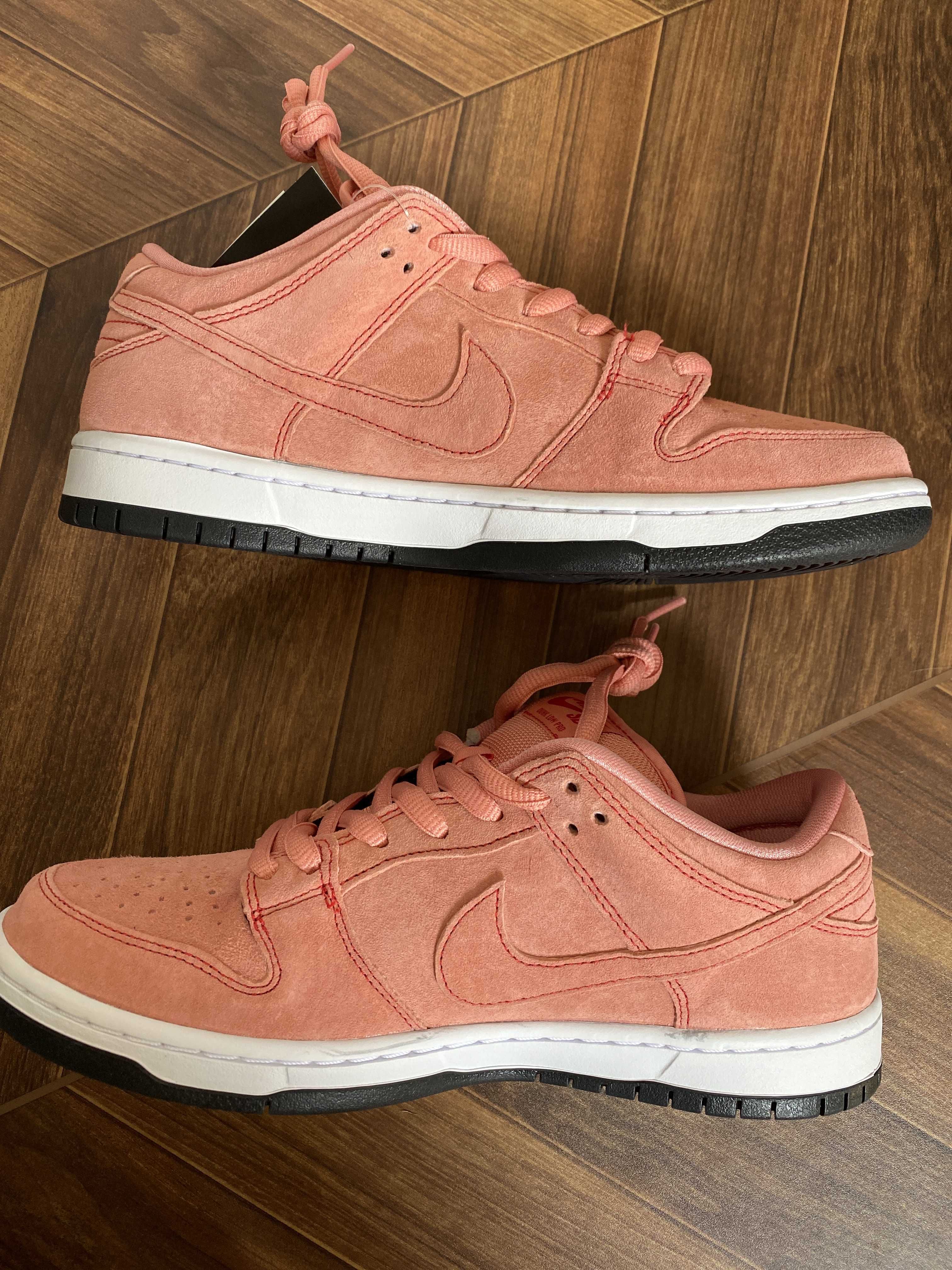 Nike SB Dunk Low "Pink Pig"