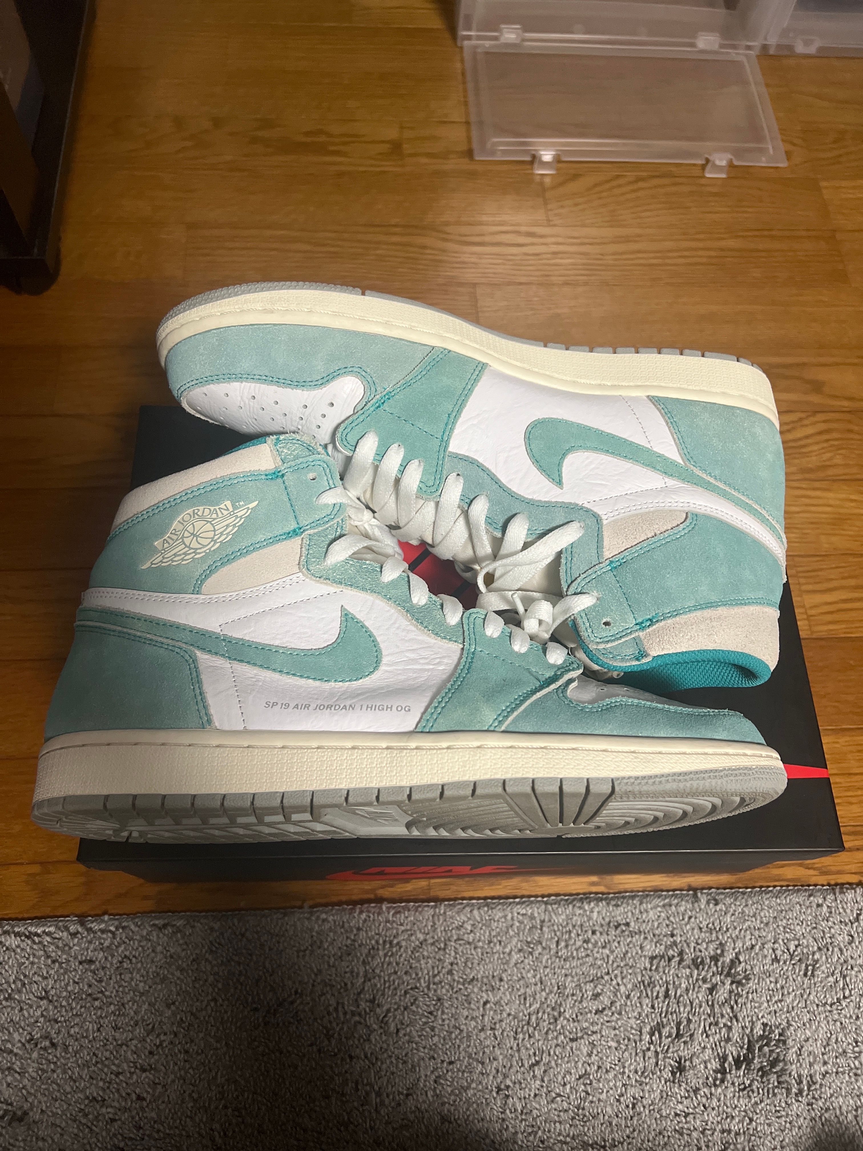 Nike Air Jordan 1 Retro High OG "Turbo Green"