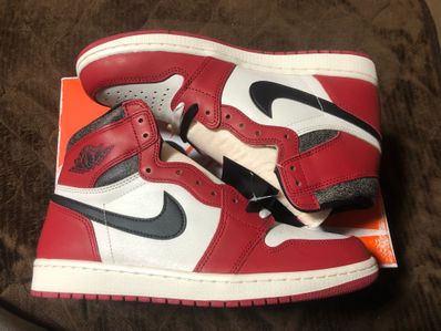 Nike Air Jordan 1 High OG "Lost & Found/Chicago"