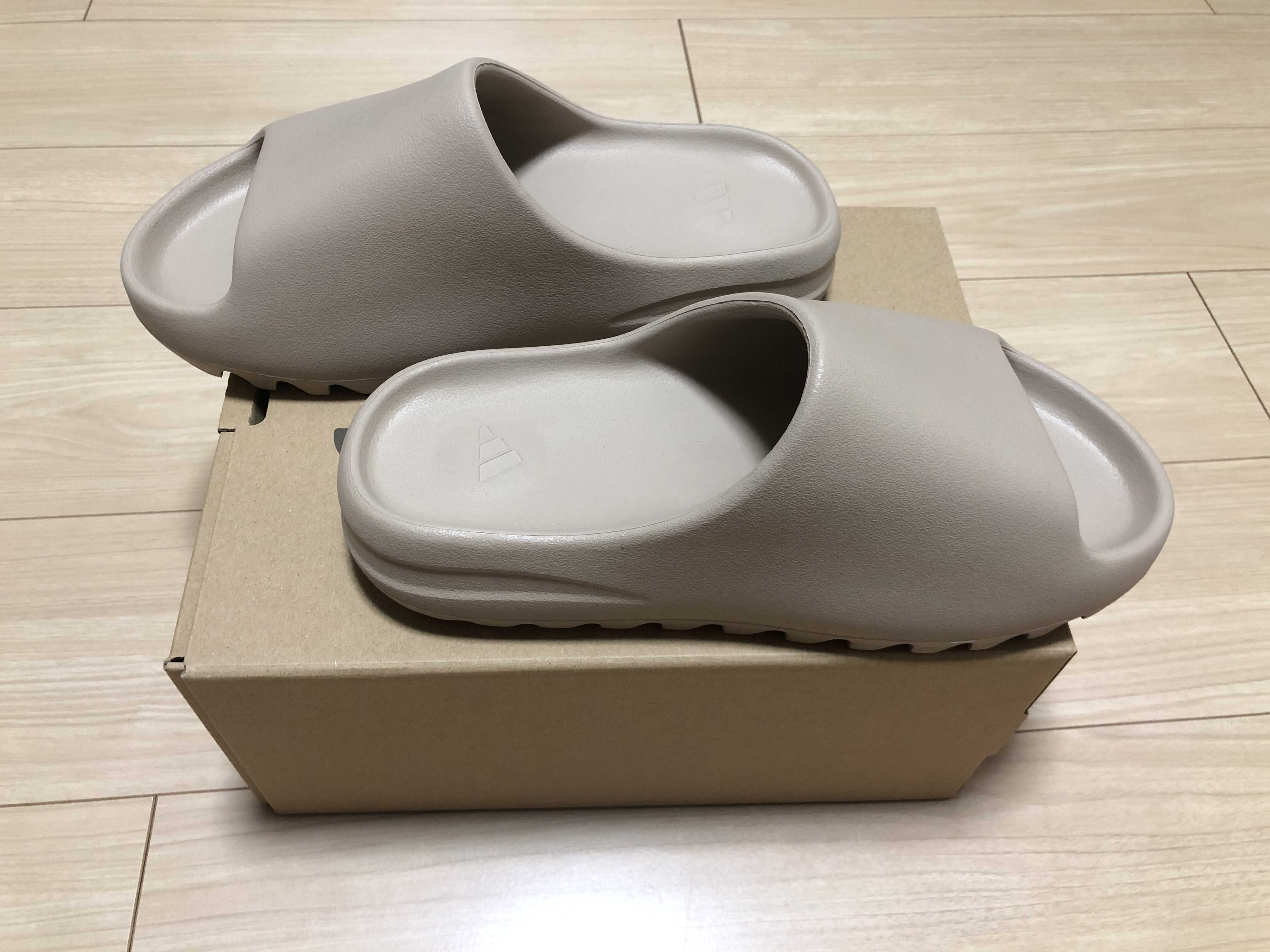 adidas YEEZY Slide "Pure" (GW1934)