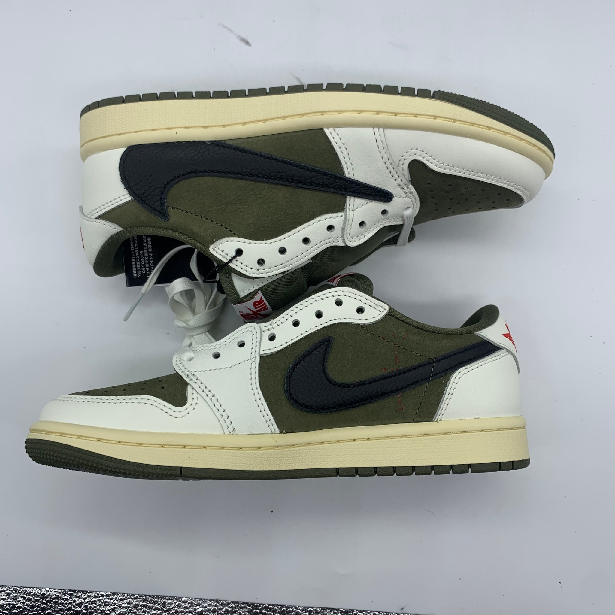 Travis Scott × Nike Air Jordan 1 Low OG SP "Reverse Olive"