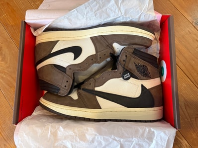 Travis Scott × Nike Air Jordan 1 Retro High OG TS SP "Sail/Dark Mocha"