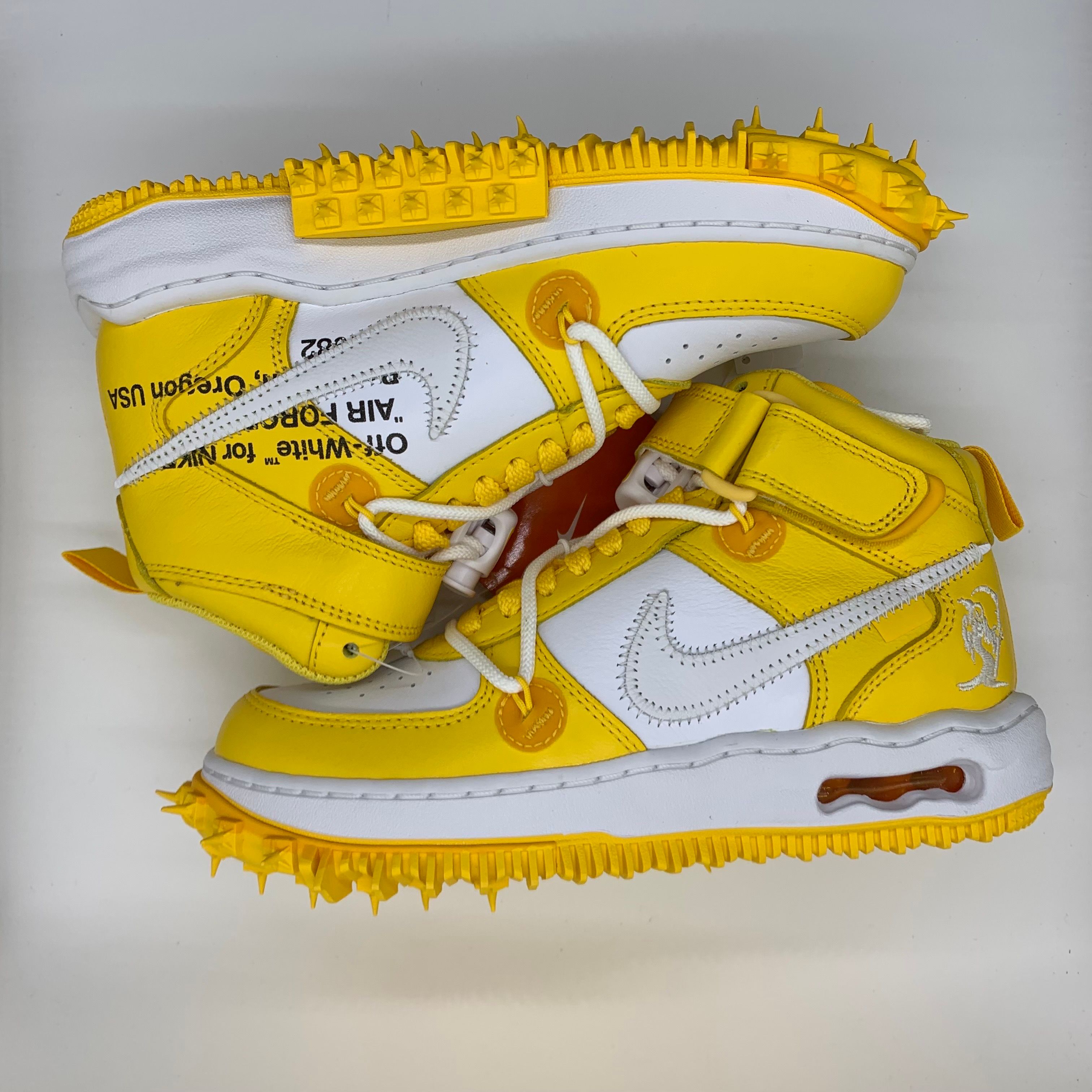Off-White × Nike Air Force 1 Mid SP LTHR "White and Varsity Maize"
