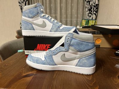 Nike Air Jordan 1 High OG "Hyper Royal"