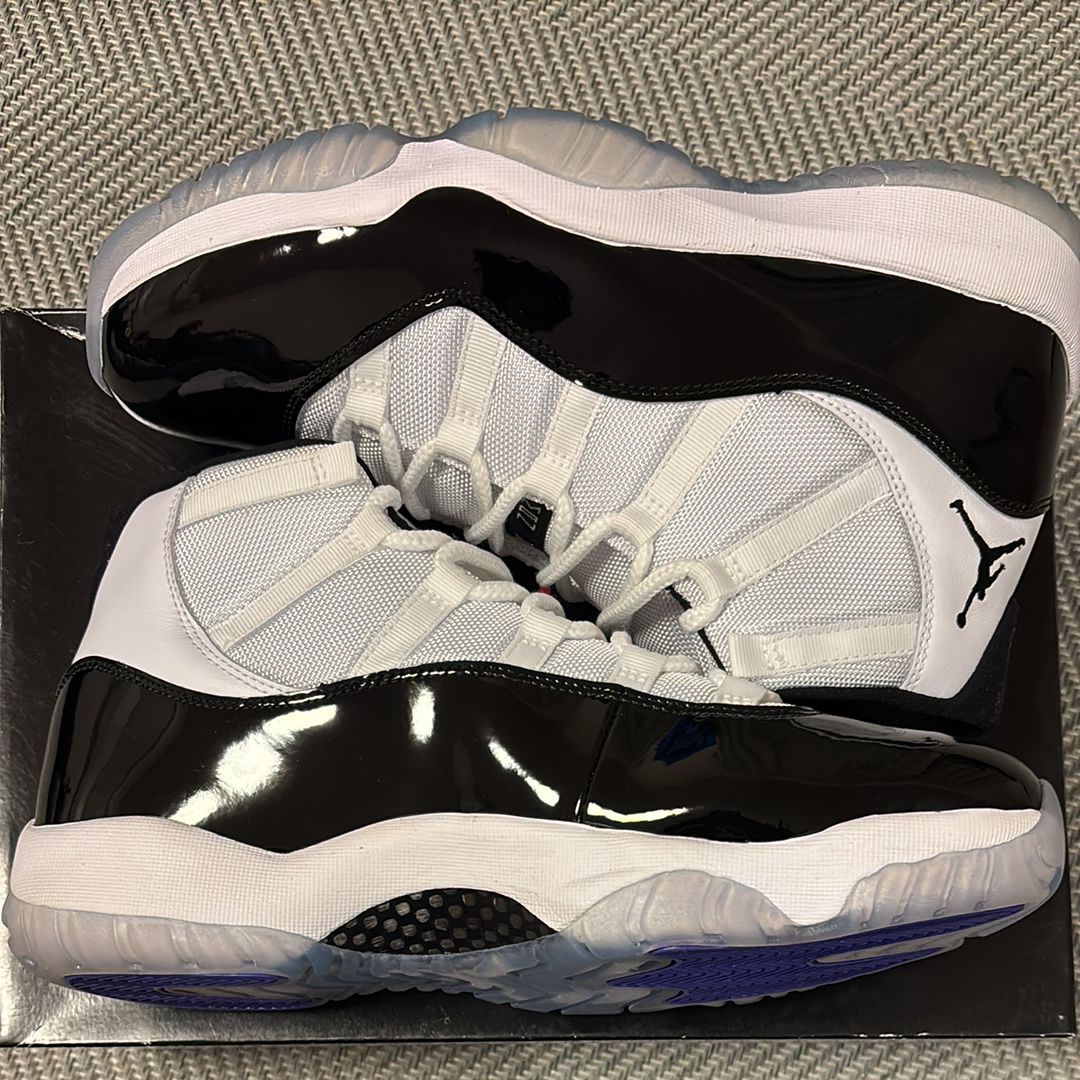 Nike Air Jordan 11 Retro "Concord" (2018)