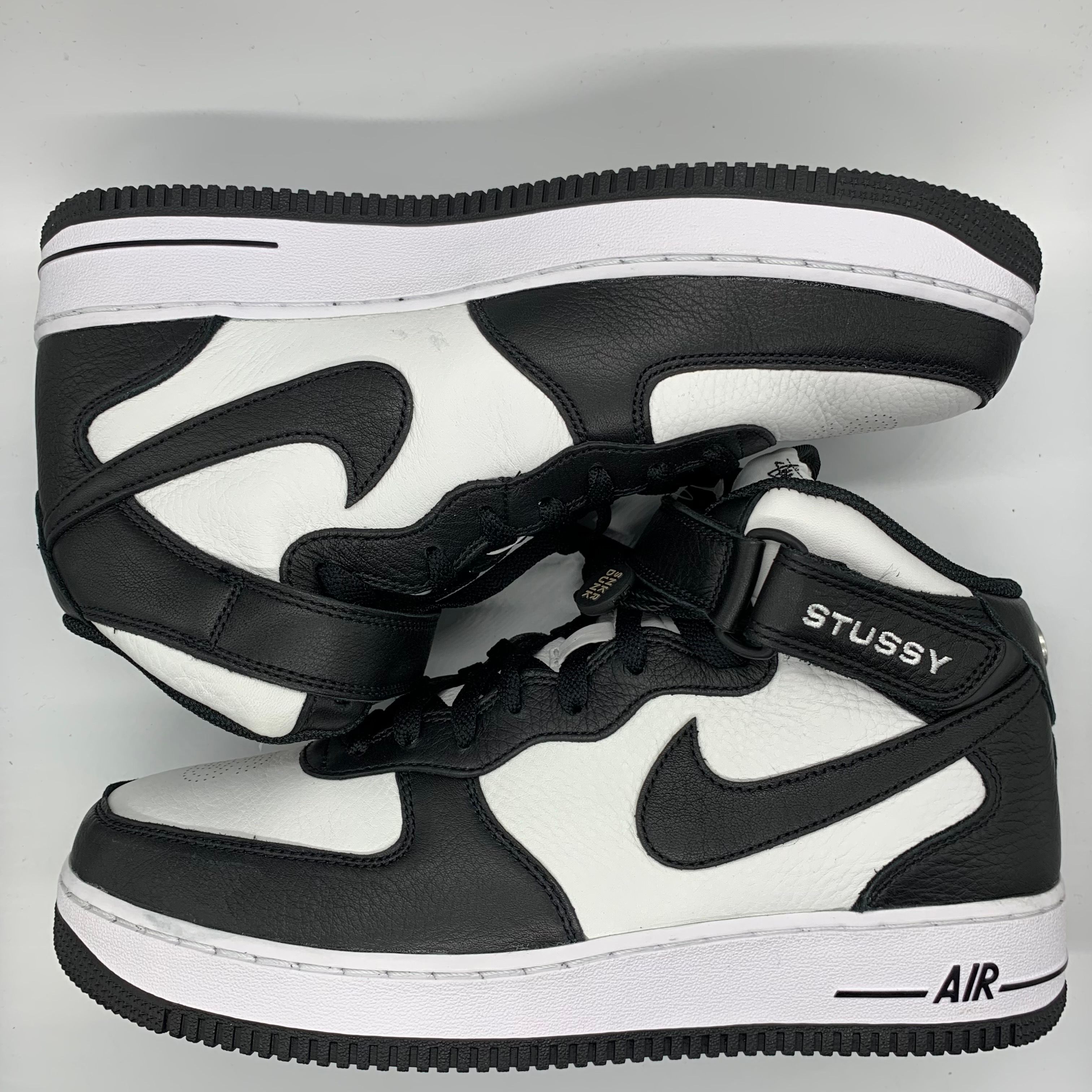 Stussy × Nike Air Force 1 Mid "Black and Light Bone"