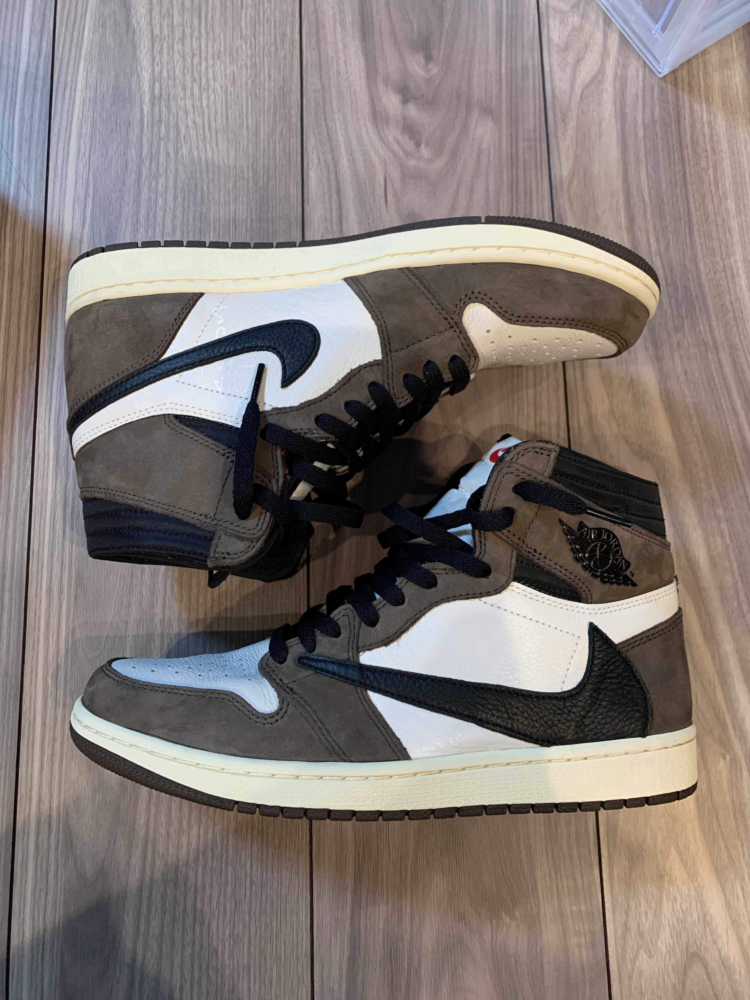 Travis Scott × Nike Air Jordan 1 Retro High OG TS SP "Sail/Dark Mocha"