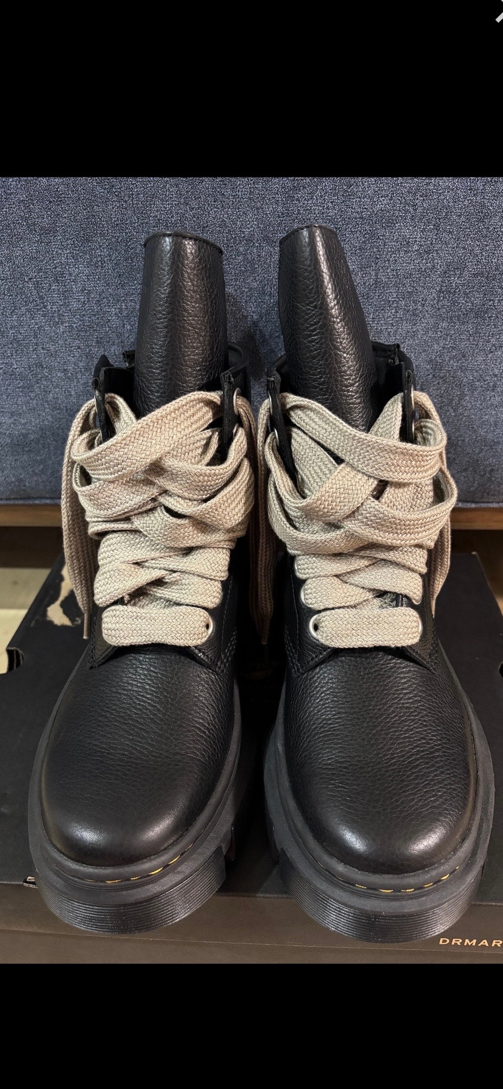 リックオウエンス × ドクターマーチン 1460 DMXL ジャンボ レース ブーツ "ブラック"(厚底 ブーツ)