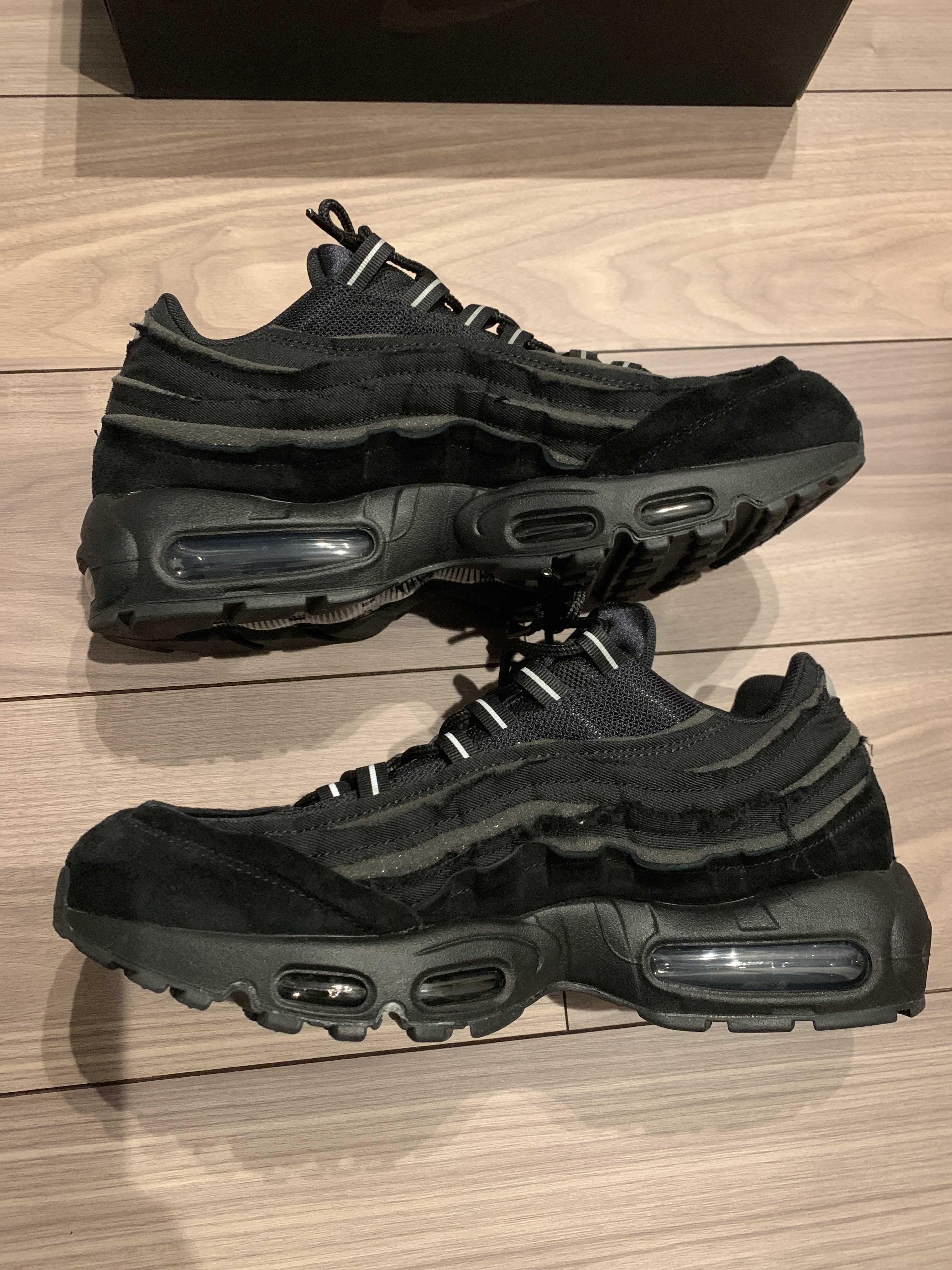 COMME des GARÇONS × Nike Air Max 95 