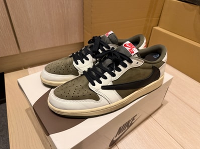 Travis Scott × Nike Air Jordan 1 Low OG SP "Reverse Olive"