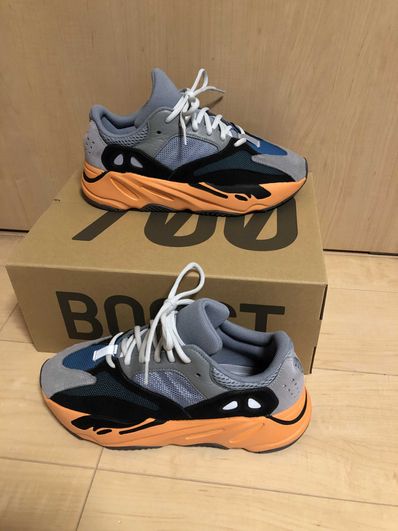 adidas YEEZY Boost 700 "Wash Orange"