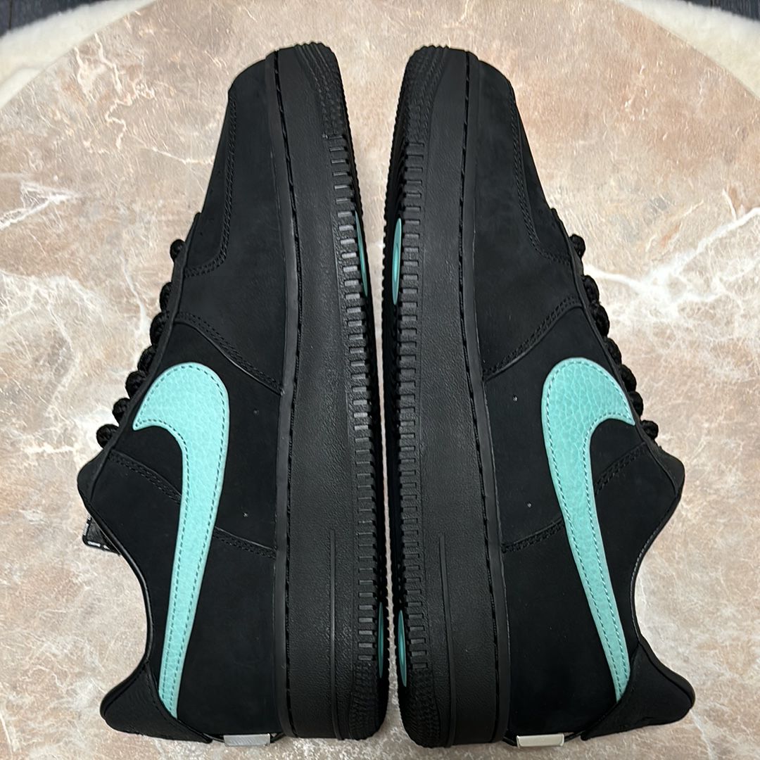 Tiffany & Co. × Nike Air Force 1 Low "1837"