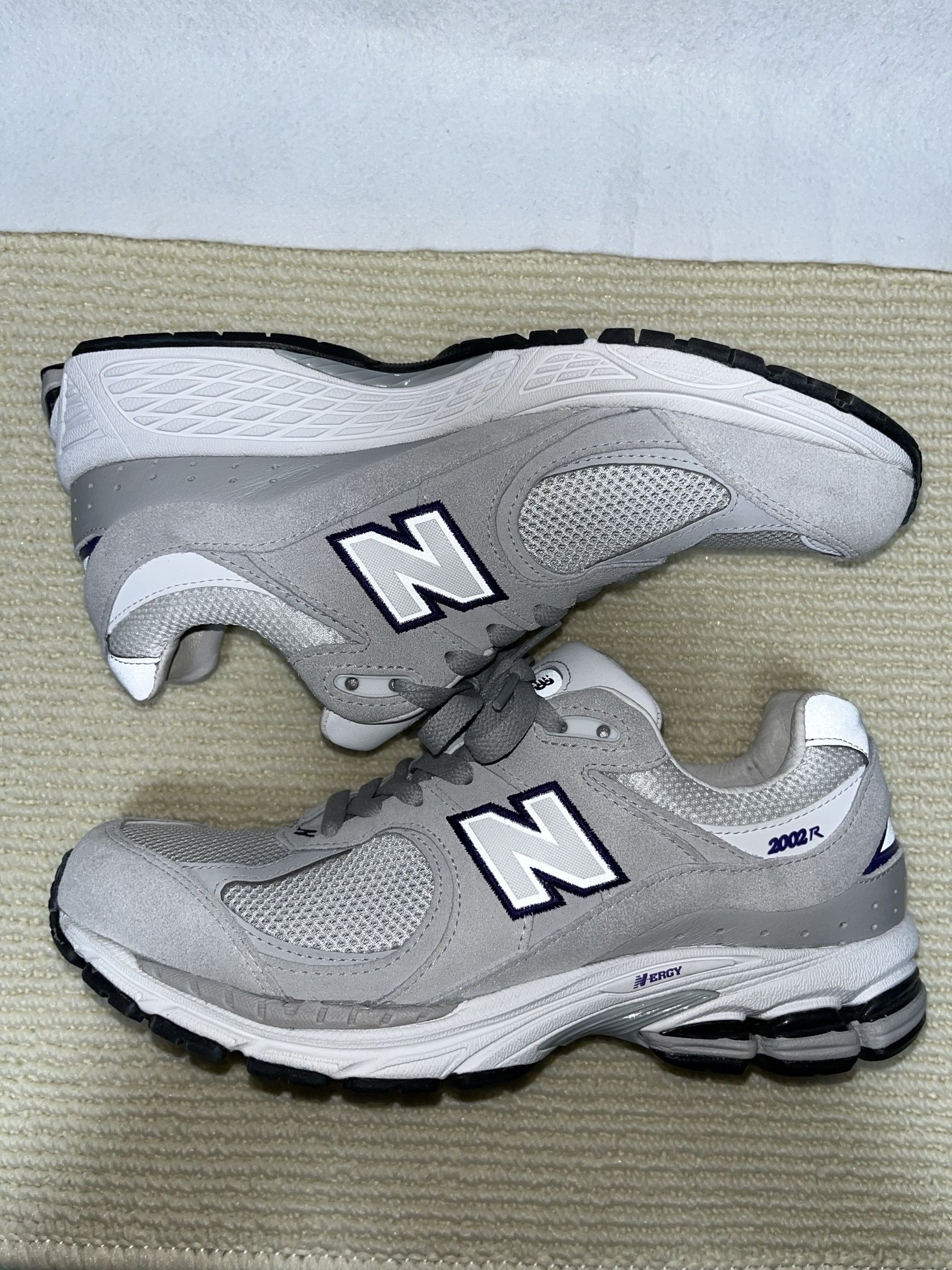 BEAUTY&YOUTH UNITED ARROWS × New Balance 2002 "Gray/Purple"