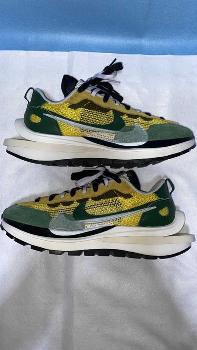 sacai × Nike Vapor Waffle "Tour Yellow/Stadium Green-Sail"