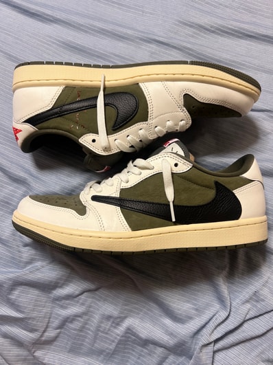 Travis Scott × Nike Air Jordan 1 Low OG SP "Reverse Olive"