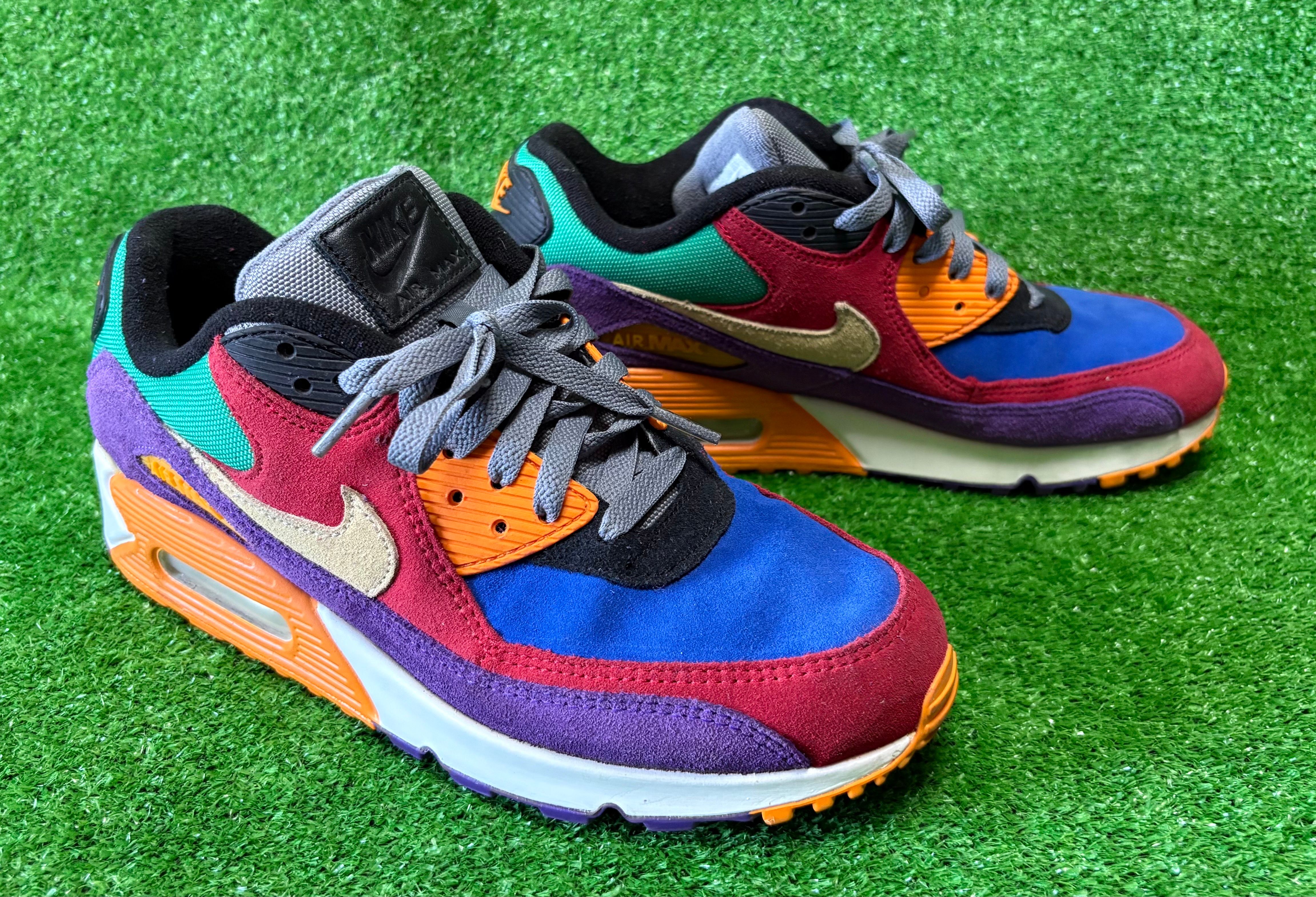 NIKE AIR MAX 90 "VIOTECH UNIVERSITYRED/PALE VANILLA/HYPER GRAPE"