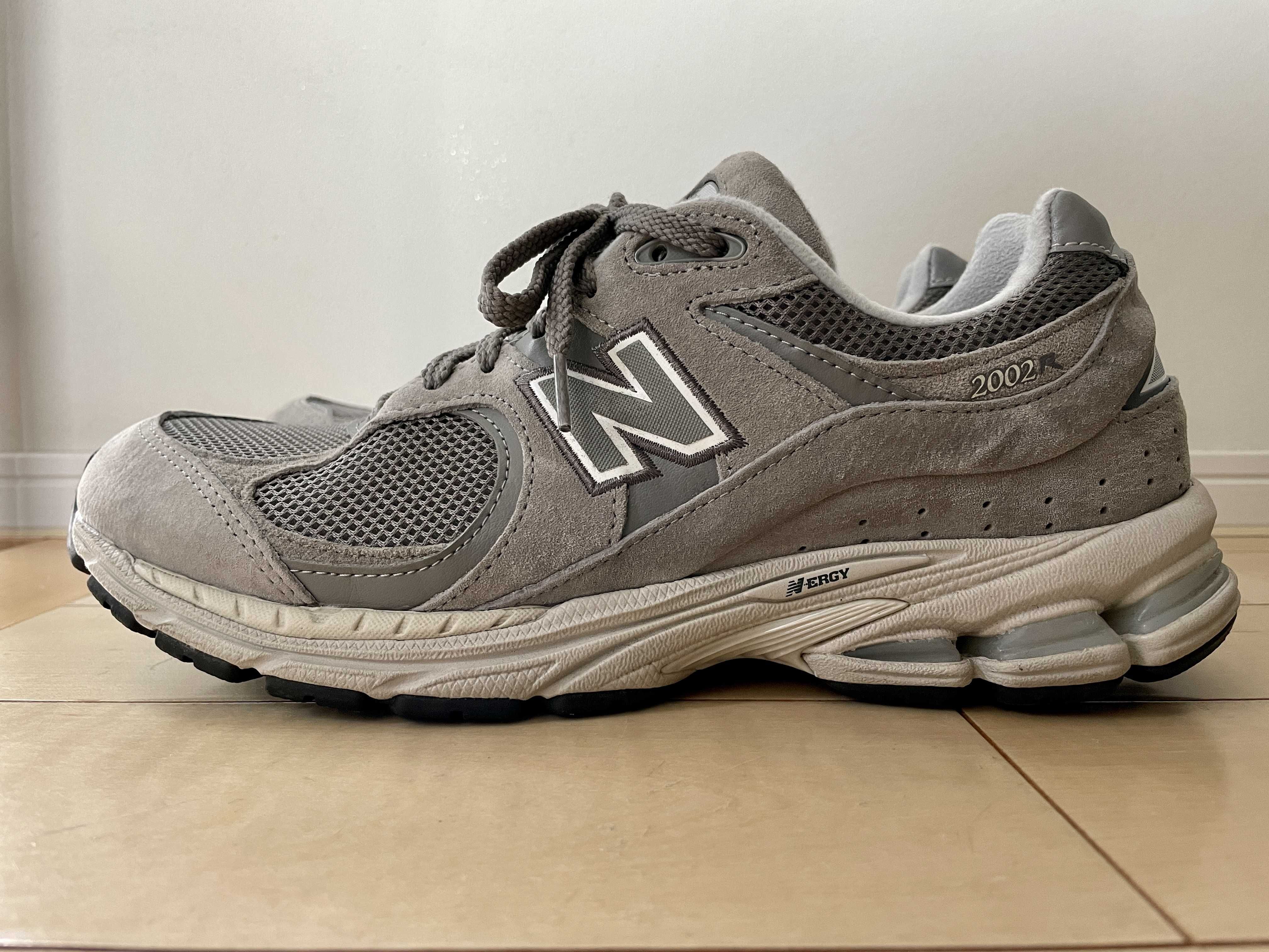 New Balance 2002R "Marblehead/Light Aluminum"