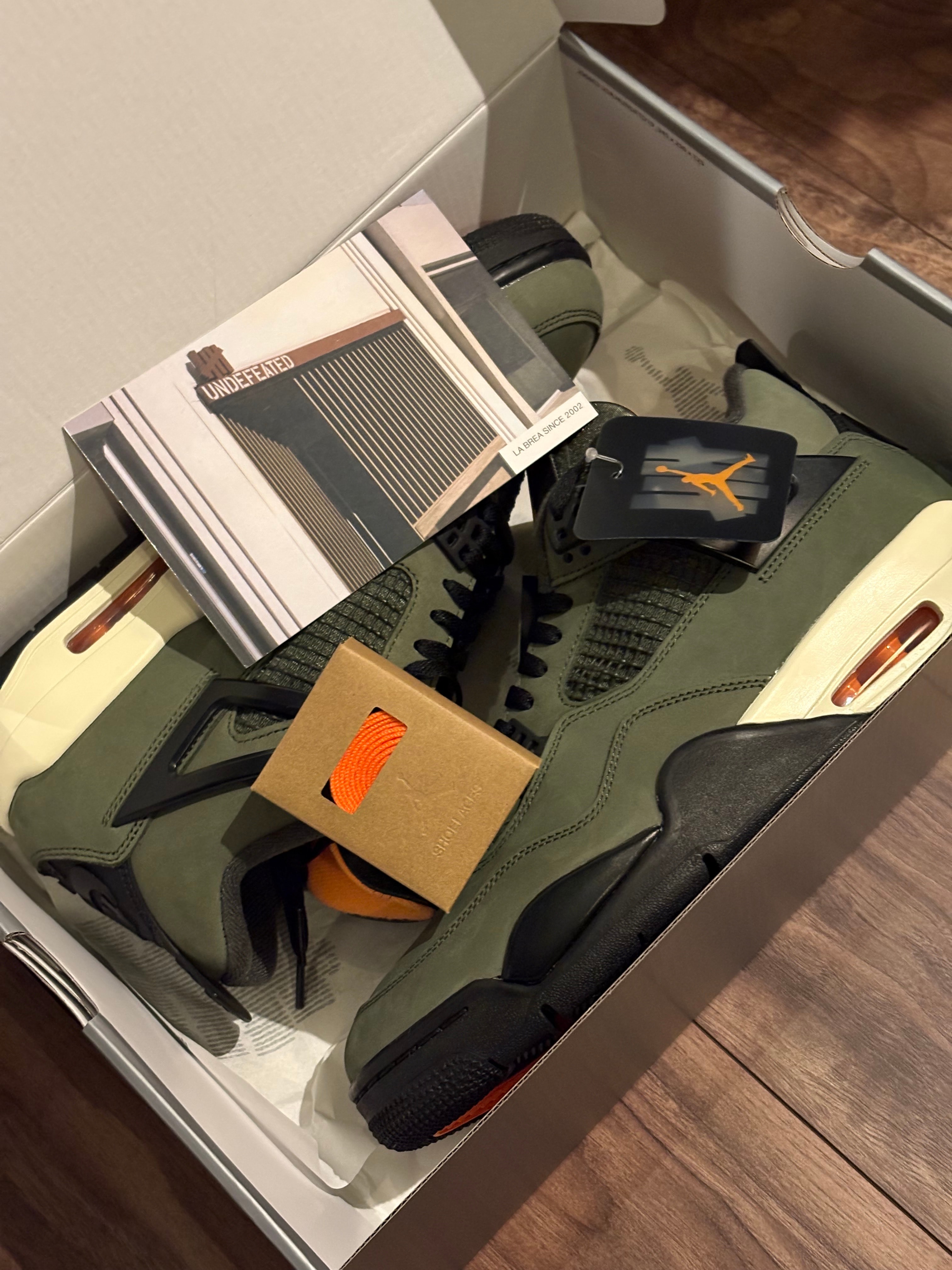 UNDEFEATED × Nike Air Jordan 4 Retro "Deep Green" (2025)
