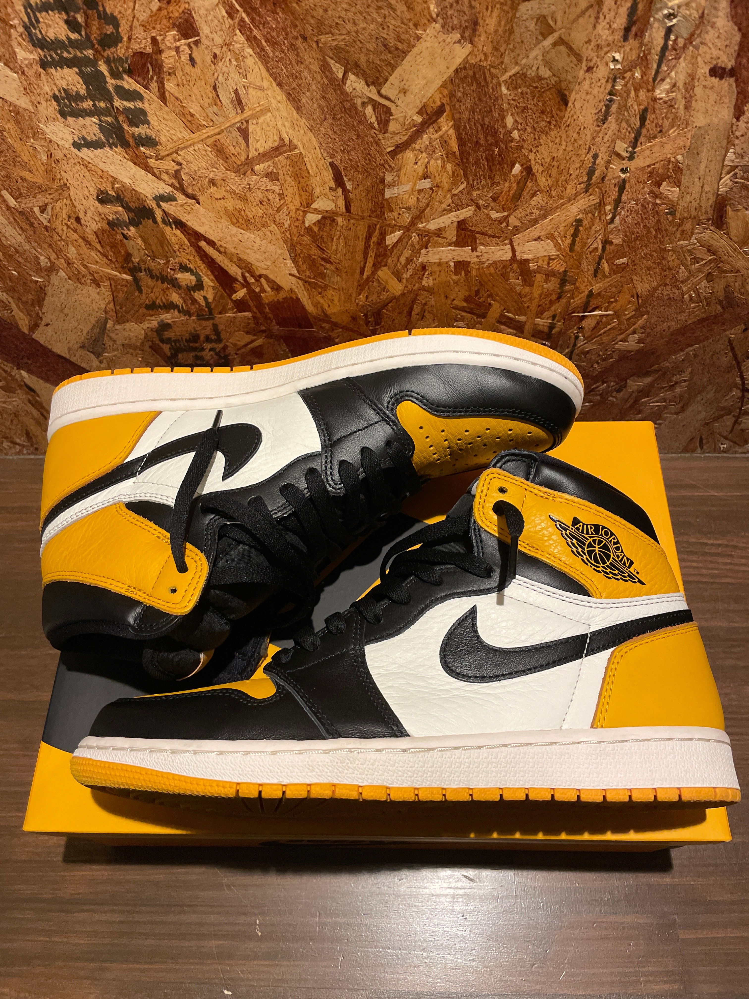 Nike Air Jordan 1 Retro High OG "Taxi"