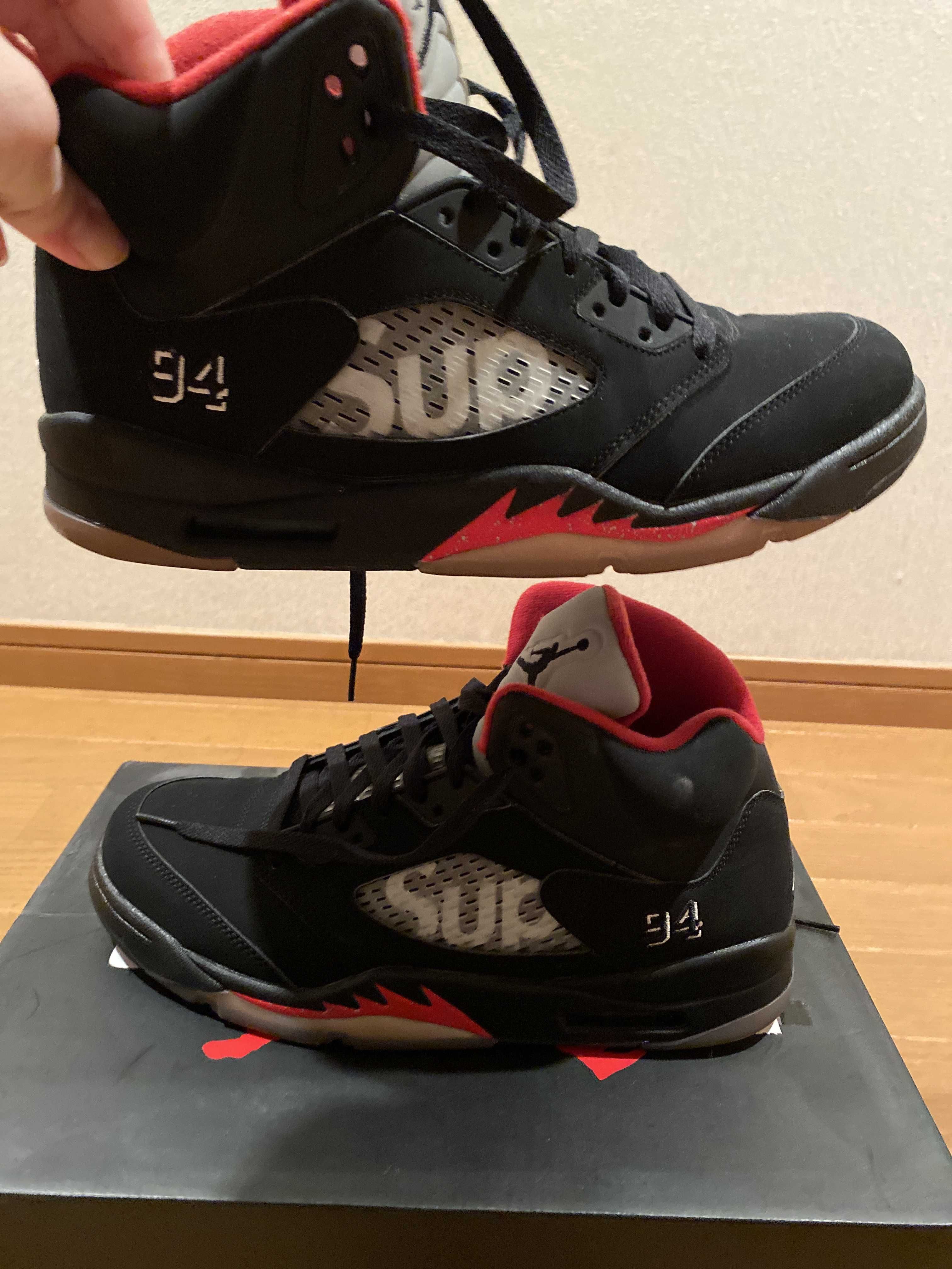 Supreme × Nike Air Jordan 5 Retro "Black"