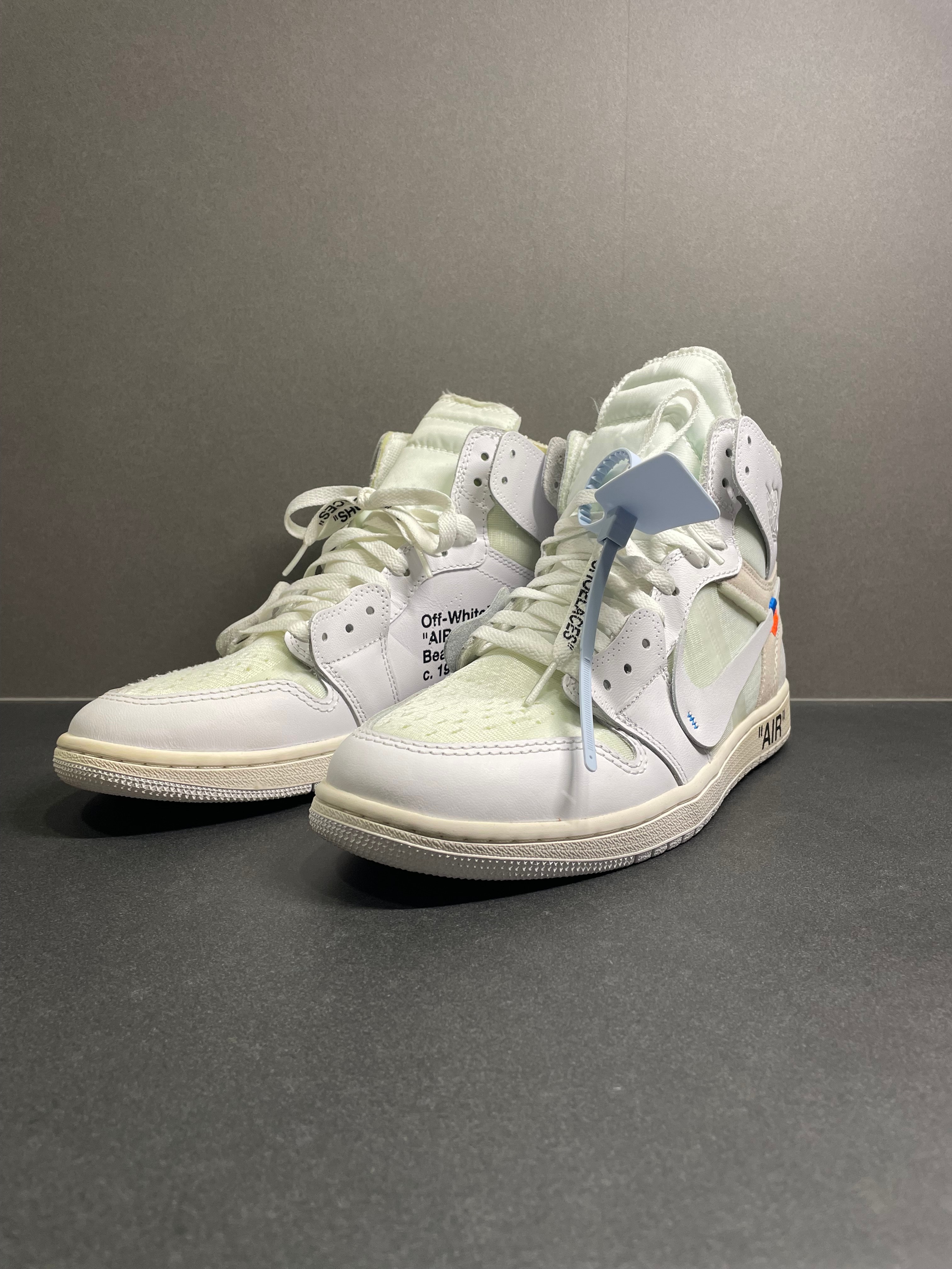 Off-White × Nike Air Jordan 1 Retro High "White"
