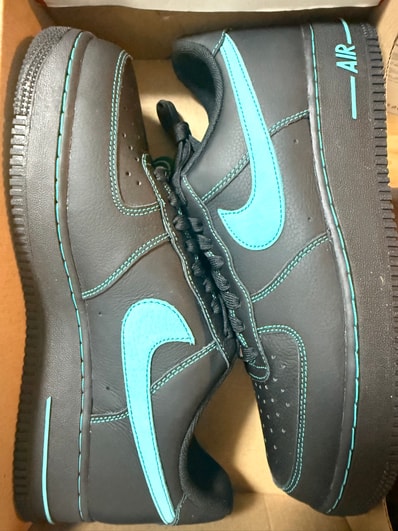 Nike Air Force 1 Low "Black Tiffany"