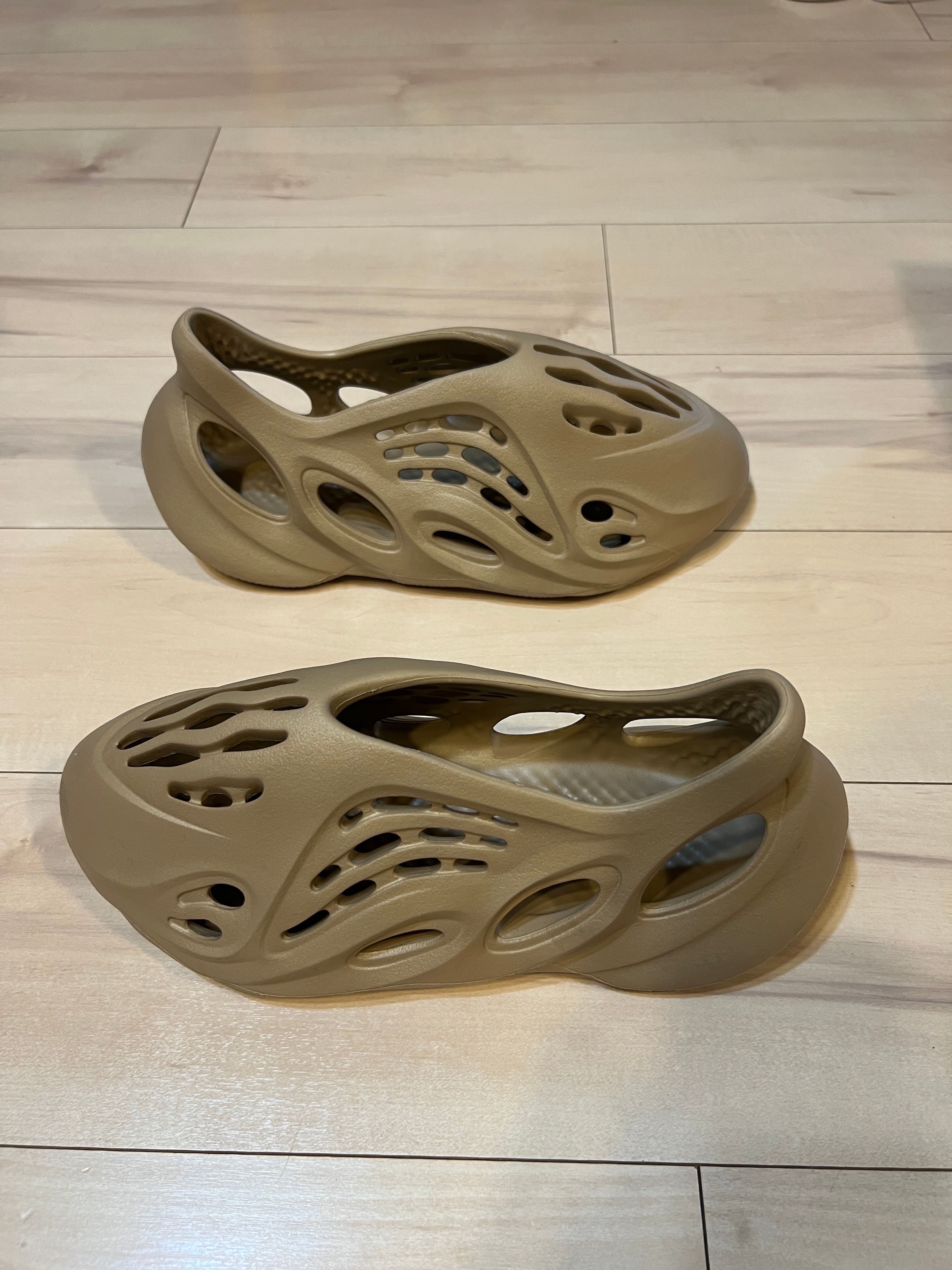 adidas YEEZY Foam Runner "Mist"