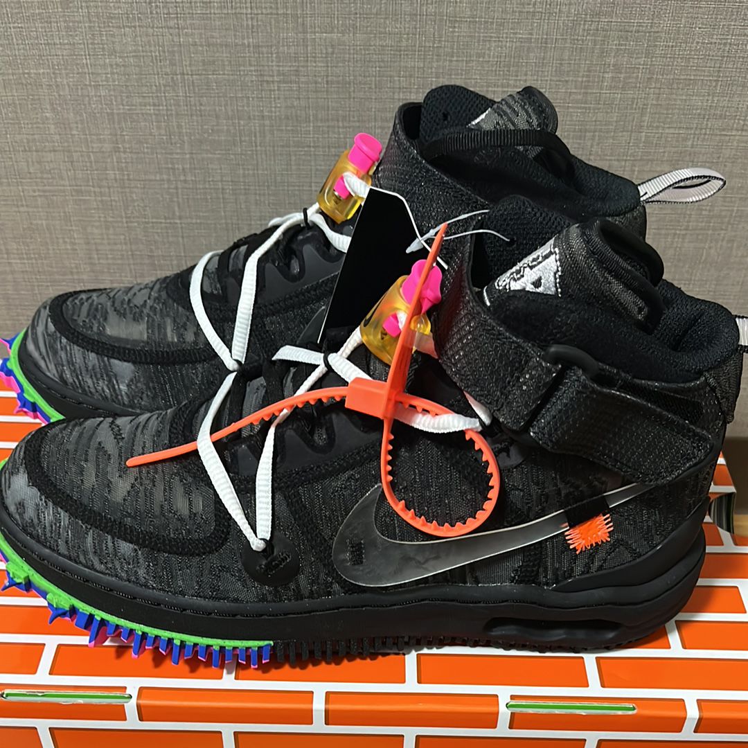 Off-White × Nike Air Force 1 Mid "Black"