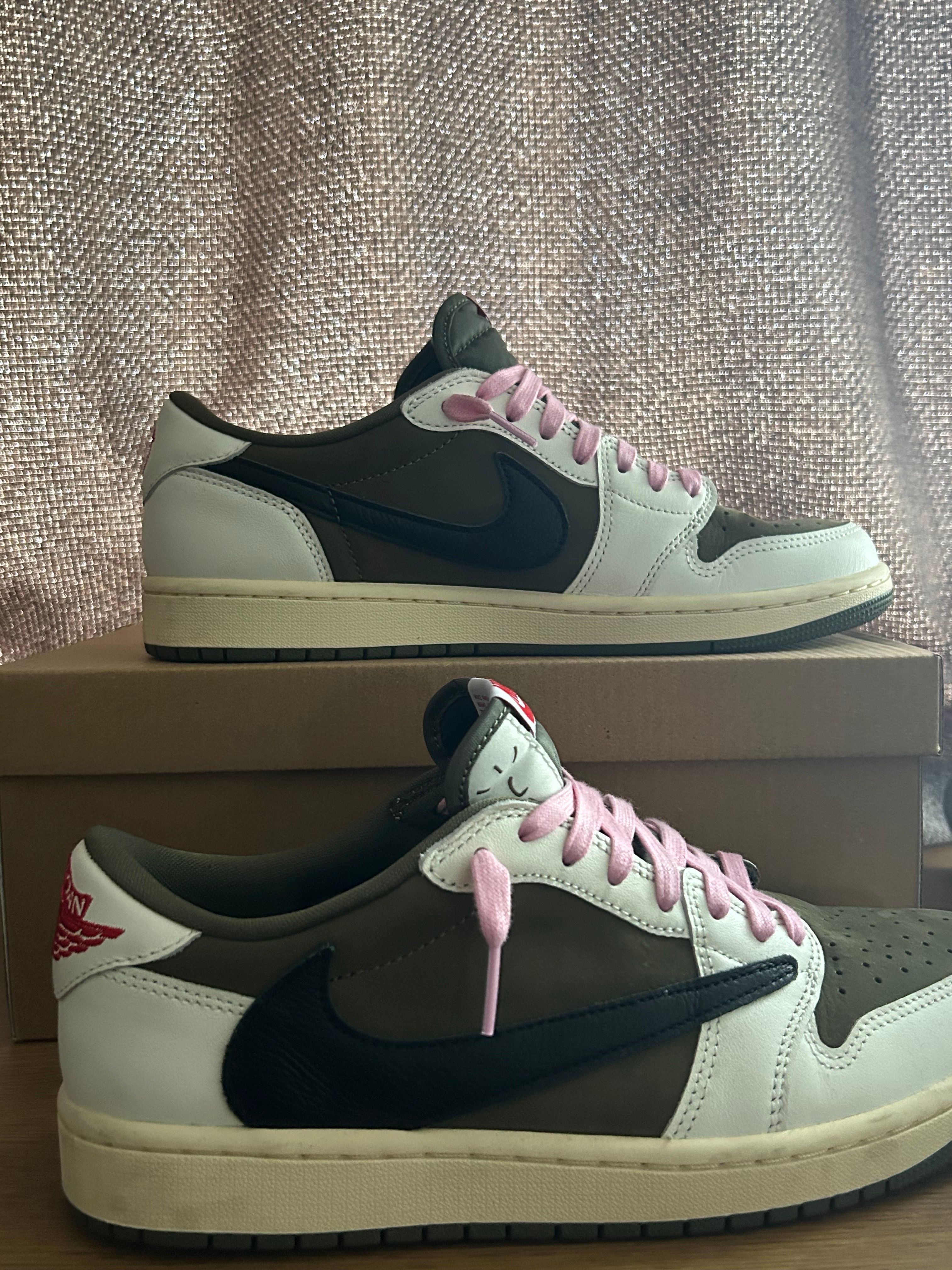 Travis Scott × Nike Air Jordan 1 Low OG SP "Reverse Olive"