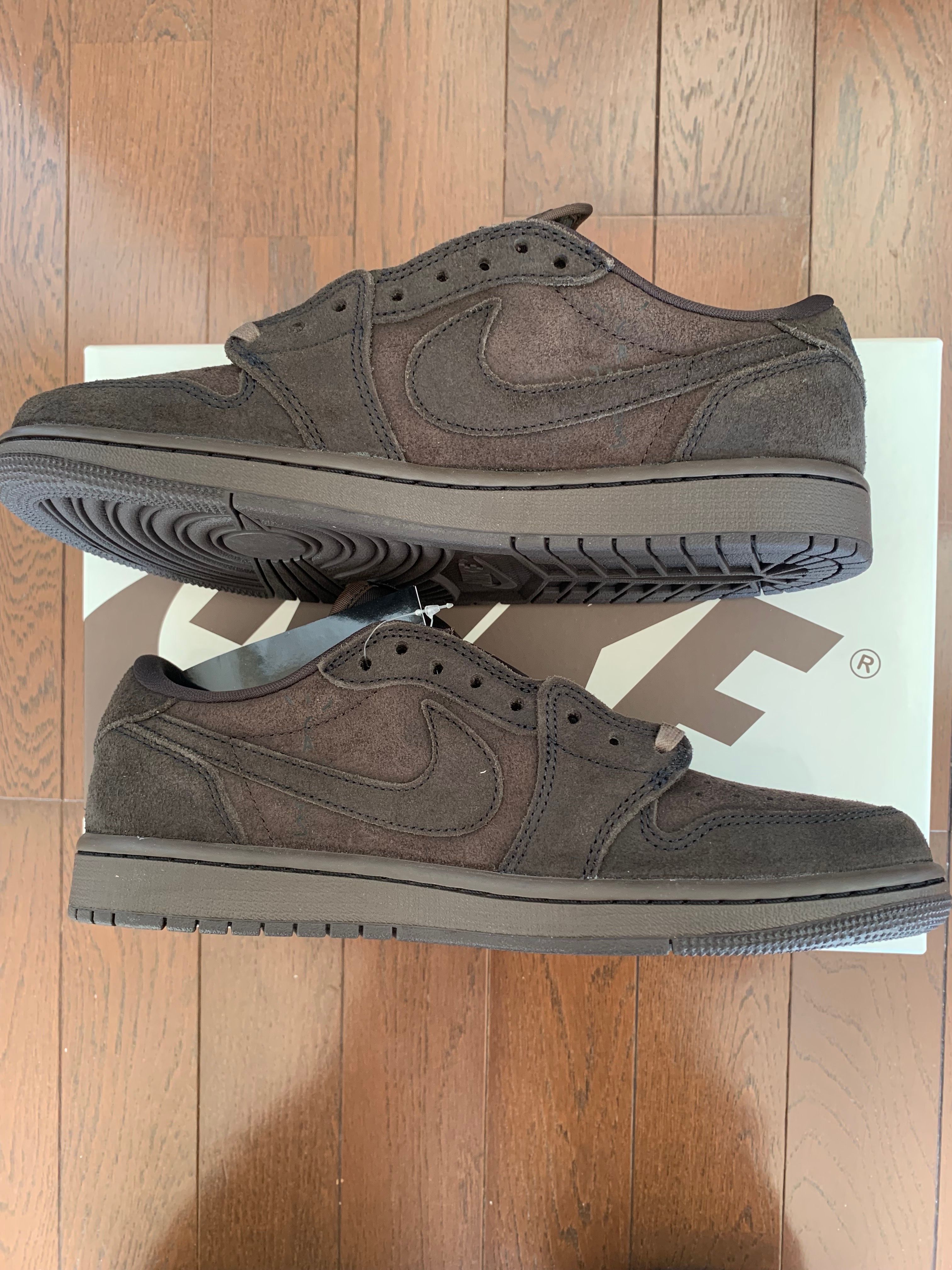 Travis Scott × Nike Air Jordan 1 Low OG SP "Velvet Brown and Dark Mocha"