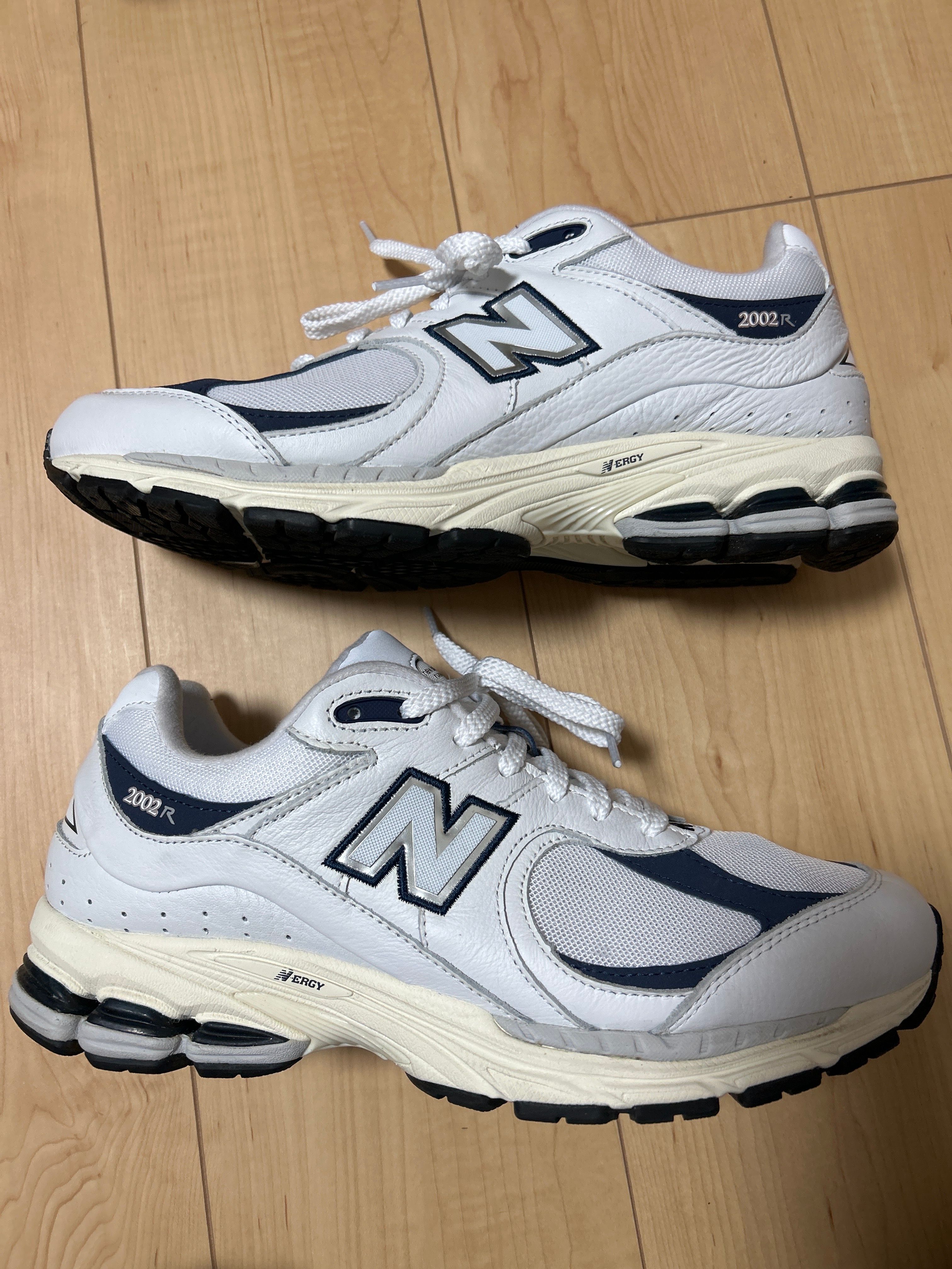 New Balance 2002R "White/Navy"
