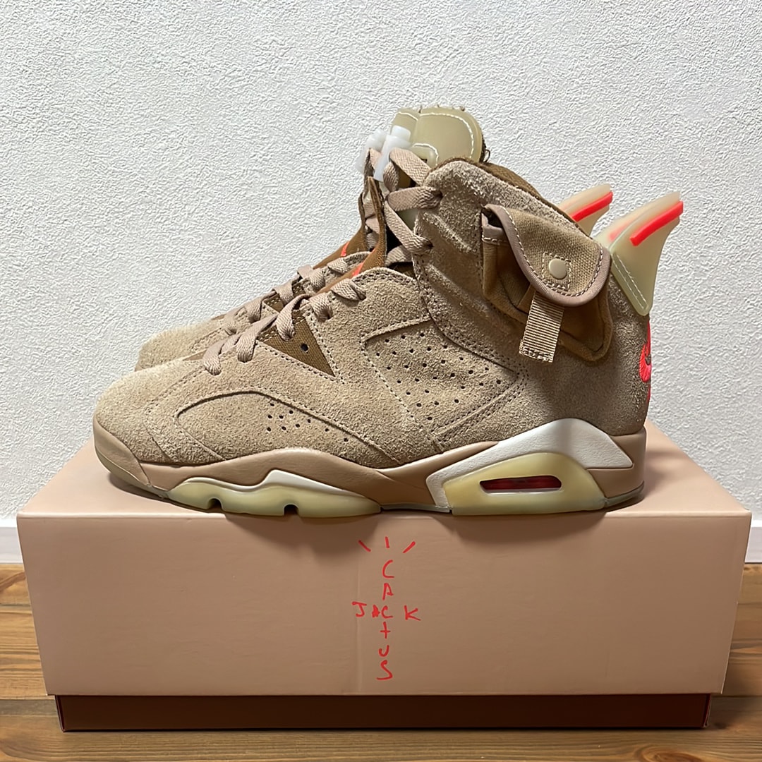 トラヴィススコット × ナイキ エアジョーダン6 "ブリティッシュカーキ"