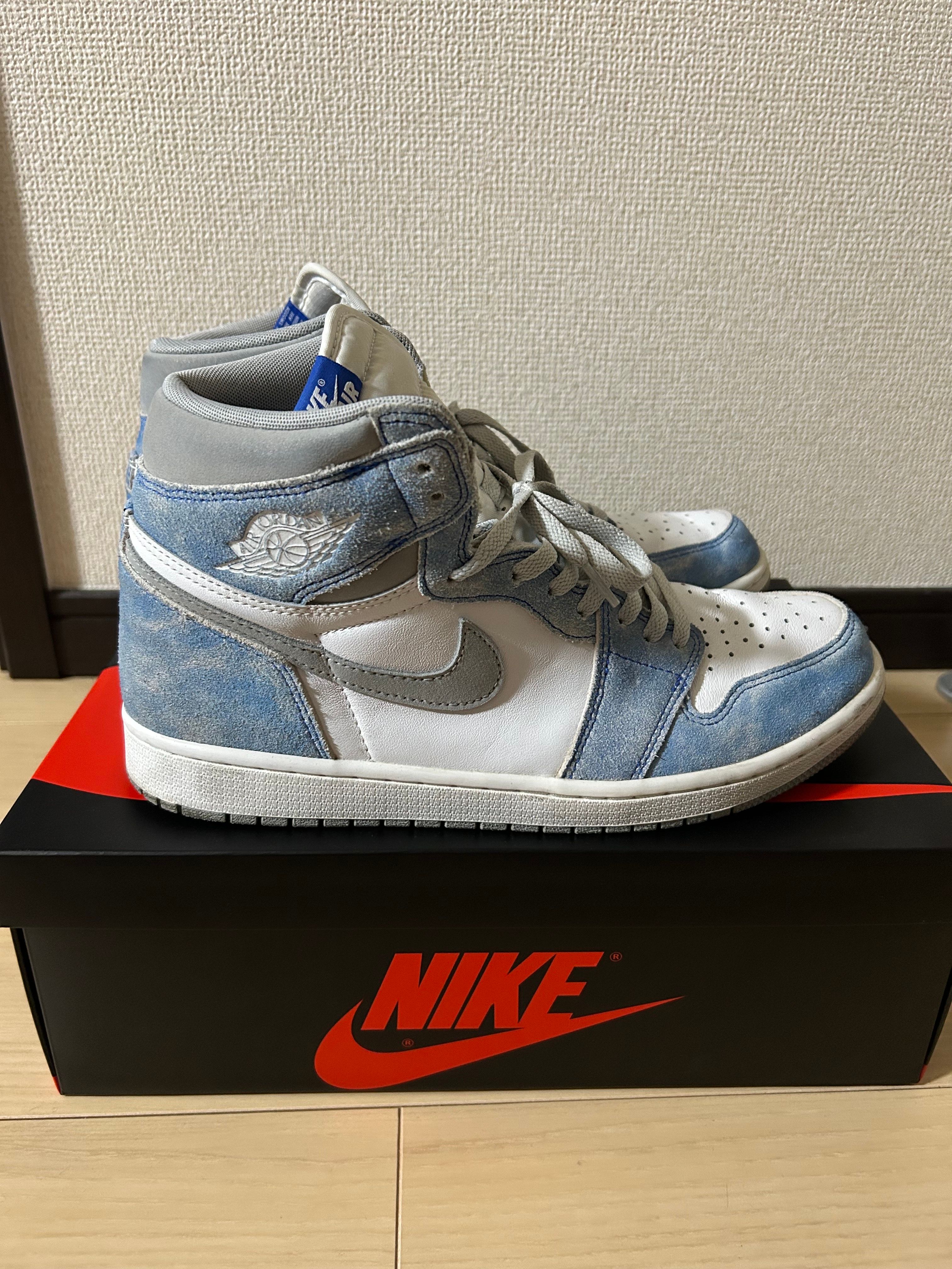 Nike Air Jordan 1 High OG "Hyper Royal"