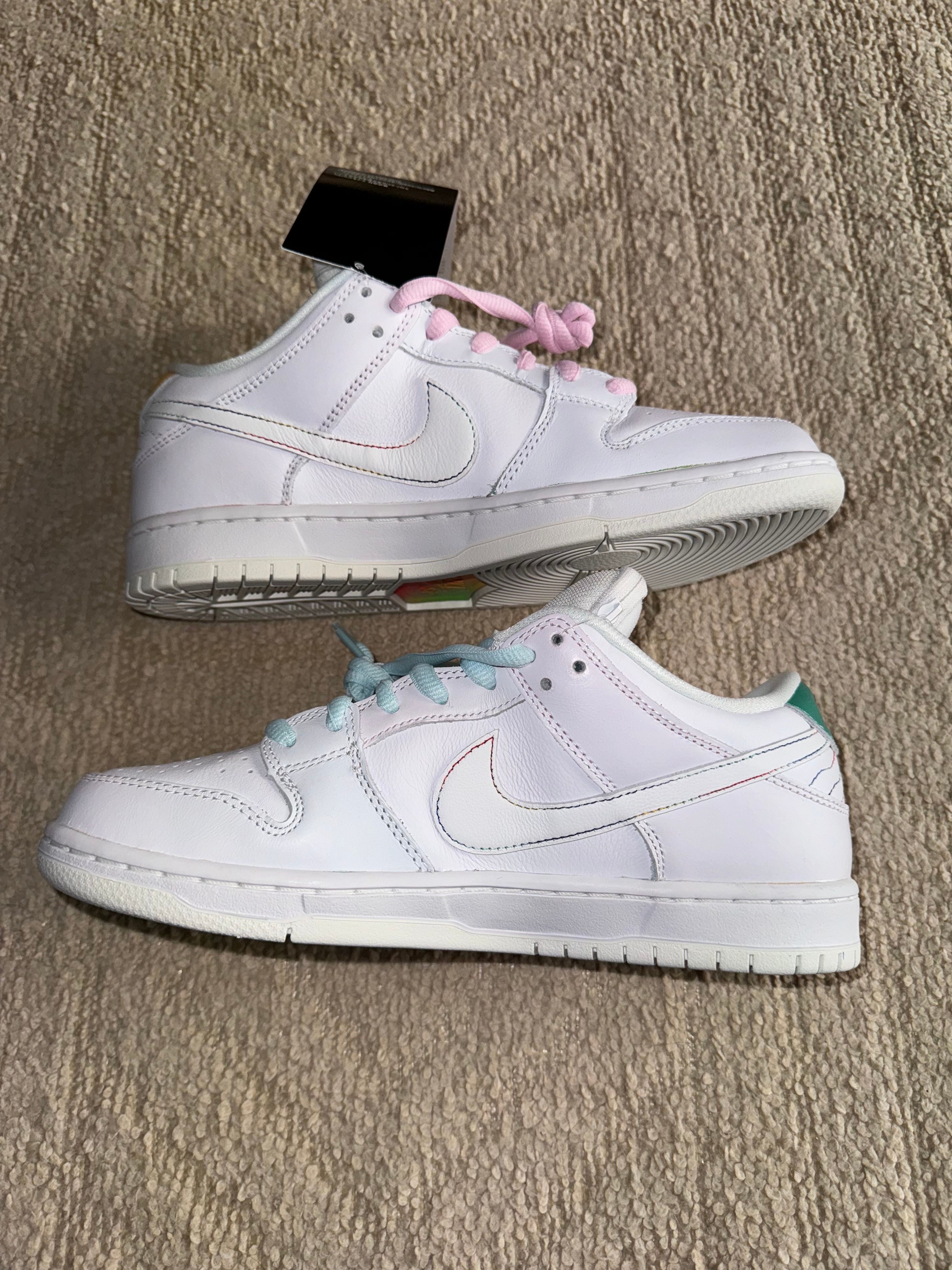 Nike SB Dunk Low "Be True"