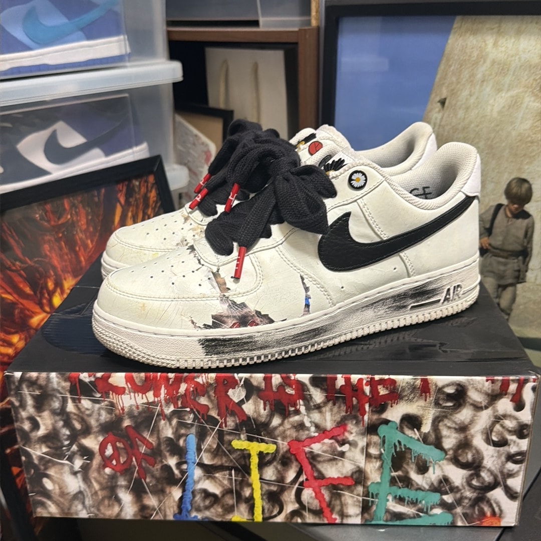PEACEMINUSONE × Nike Air Force 1 Low "Para-noise/White/Black" / G-DRAGON