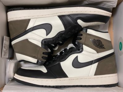 Nike Air Jordan 1 High OG "Sail/Dark Mocha/Black"