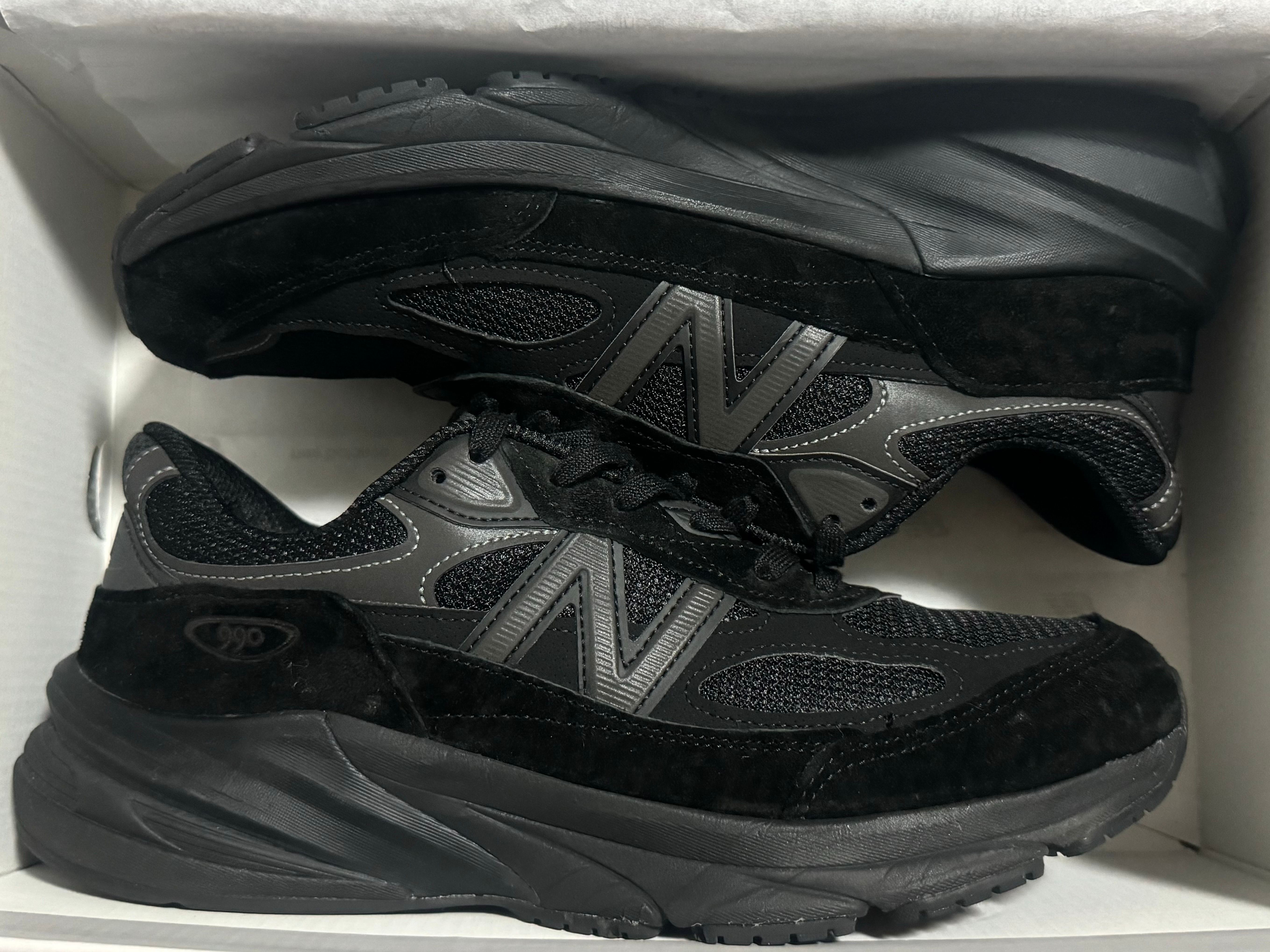 New Balance 990V6 "Triple Black"