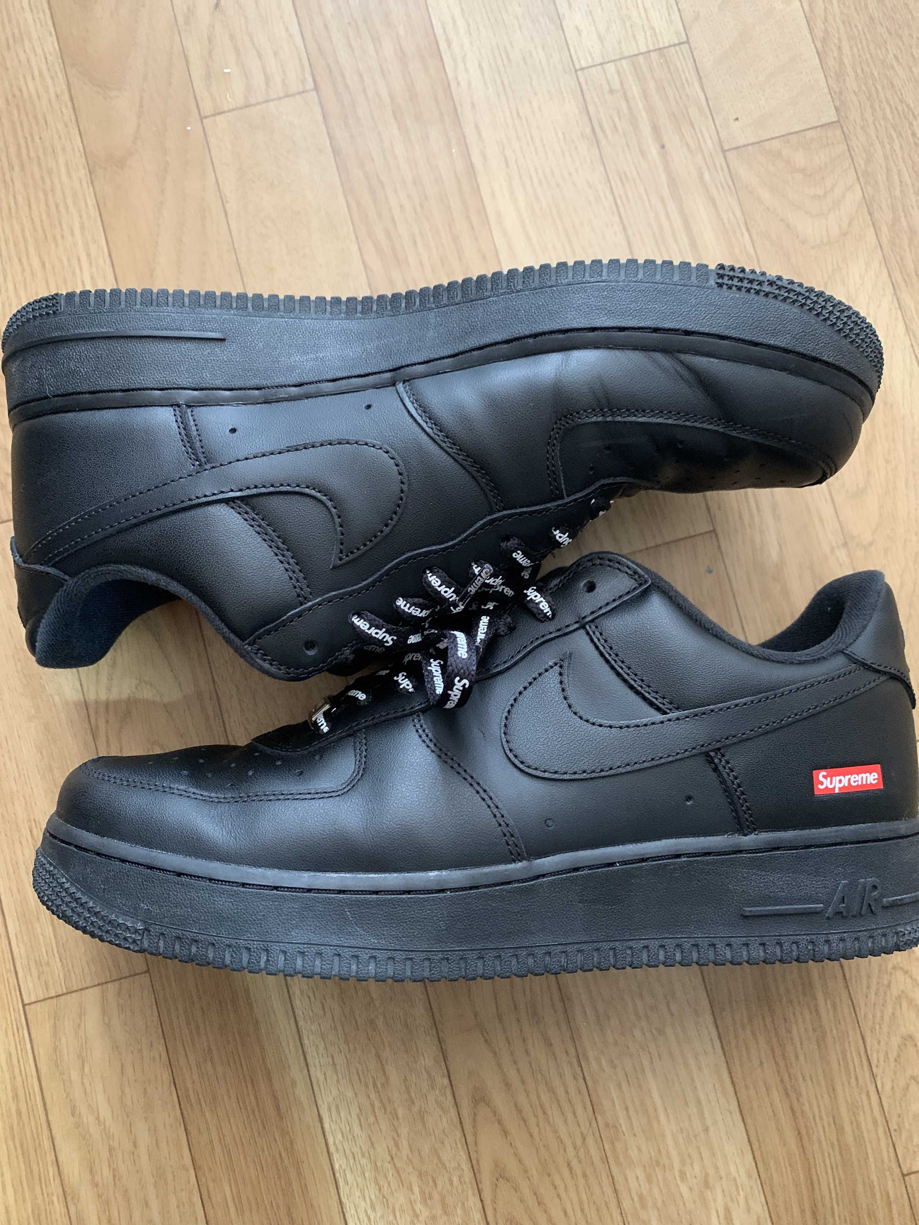 Supreme × Nike Air Force 1 Low "Black"