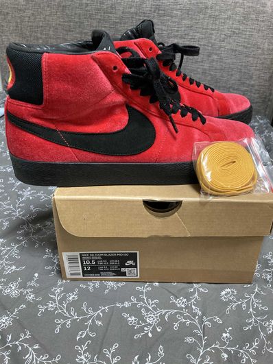 KEVIN BRADLEY × NIKE SB BLAZER MID ISO "KEVIN AND HELL PACK"