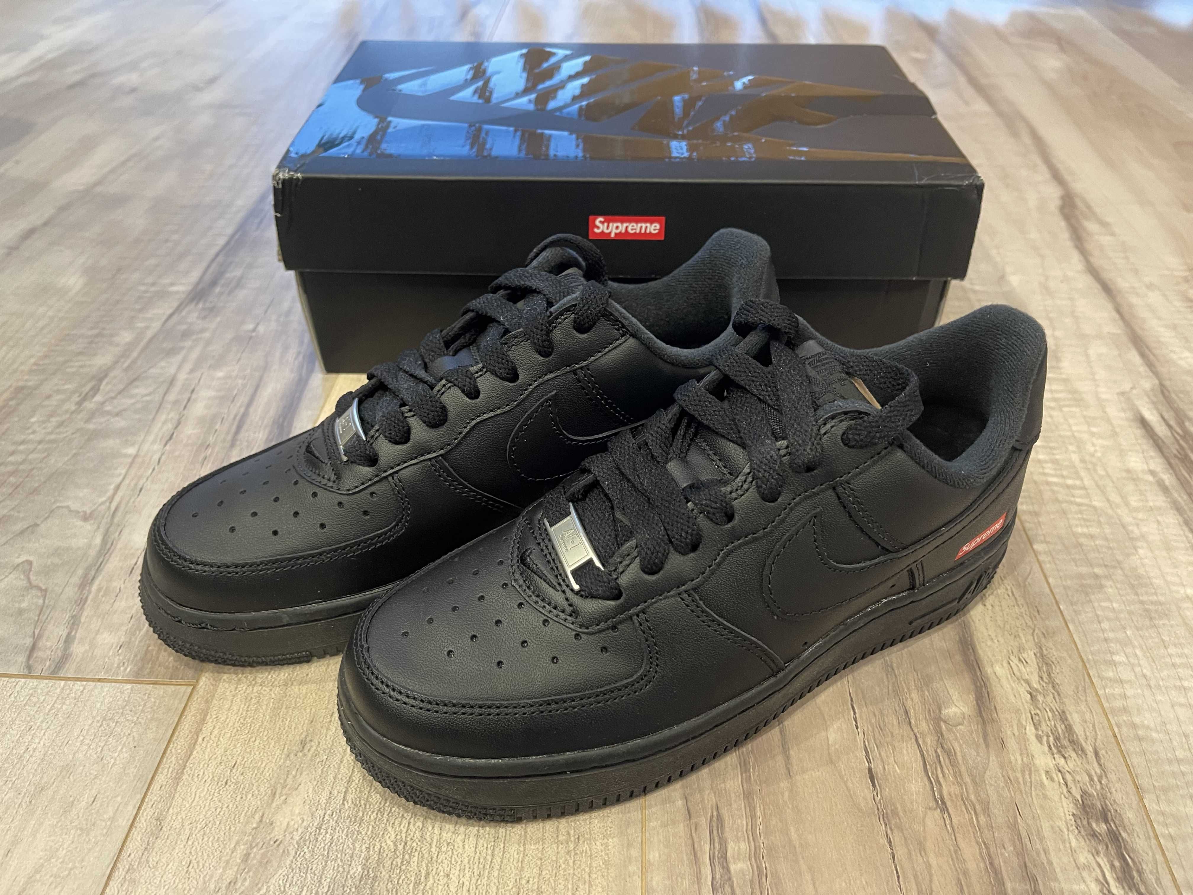 Supreme × Nike Air Force 1 Low "Black"