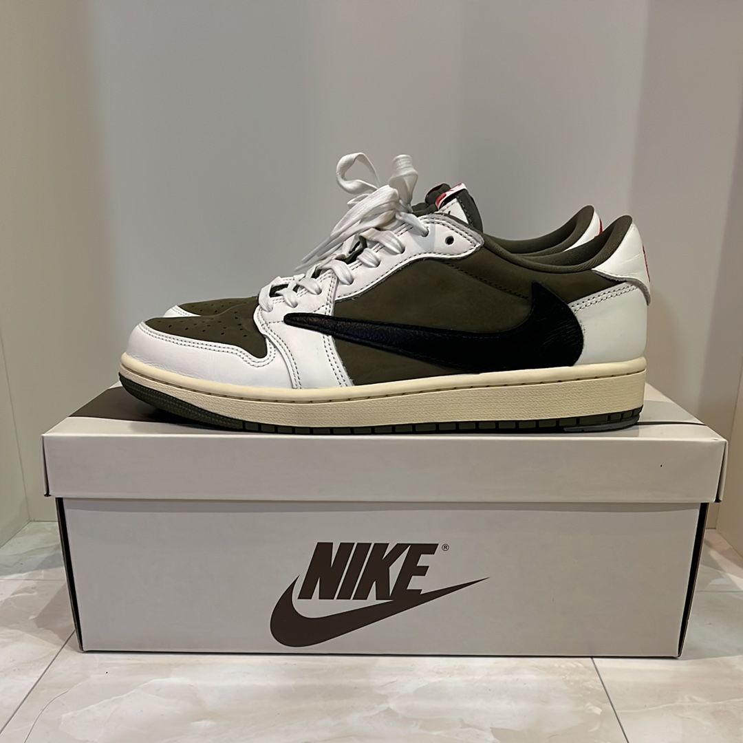 Travis Scott × Nike Air Jordan 1 Low OG SP "Reverse Olive"