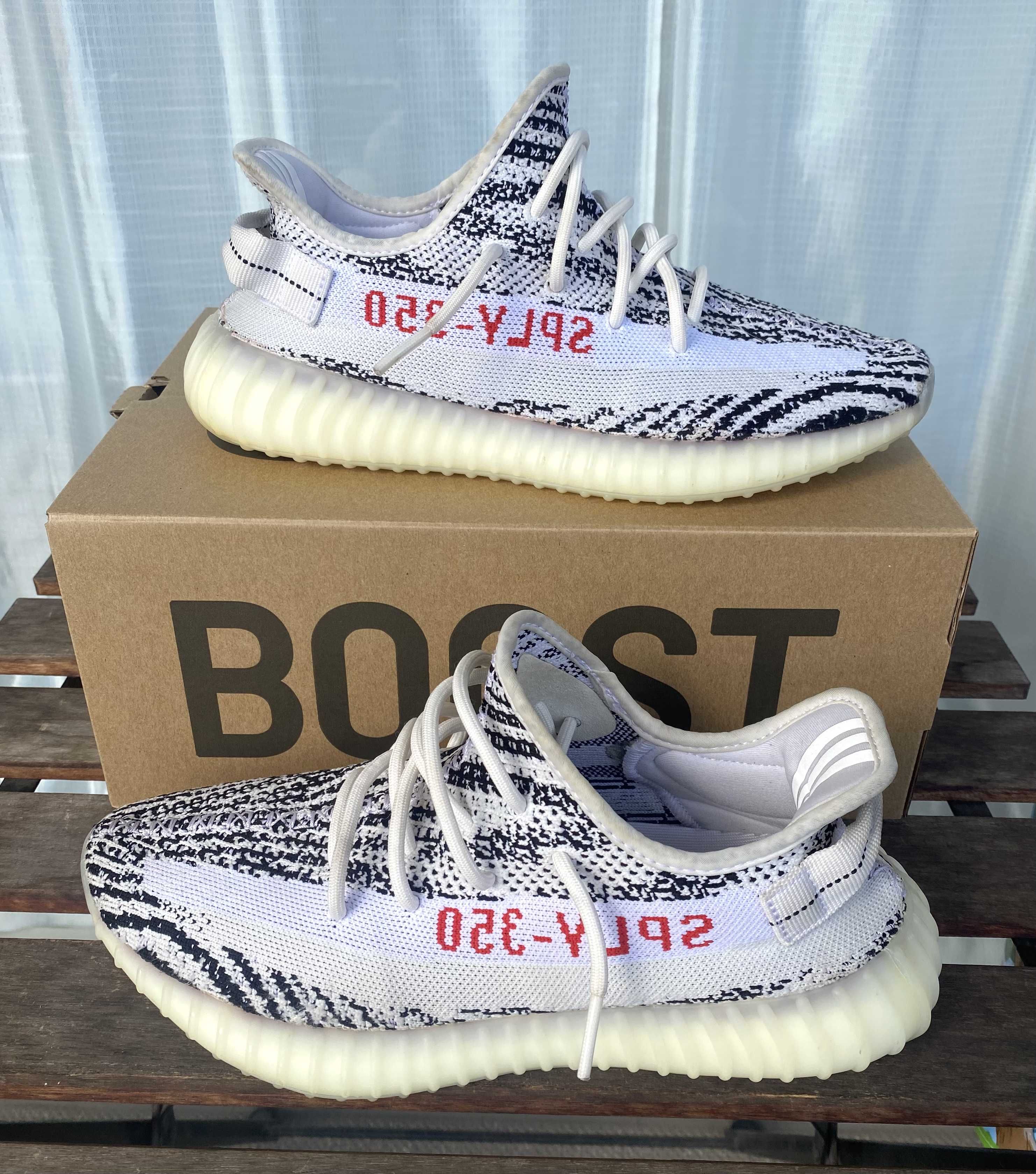 adidas YEEZY Boost 350 V2 "Zebra"
