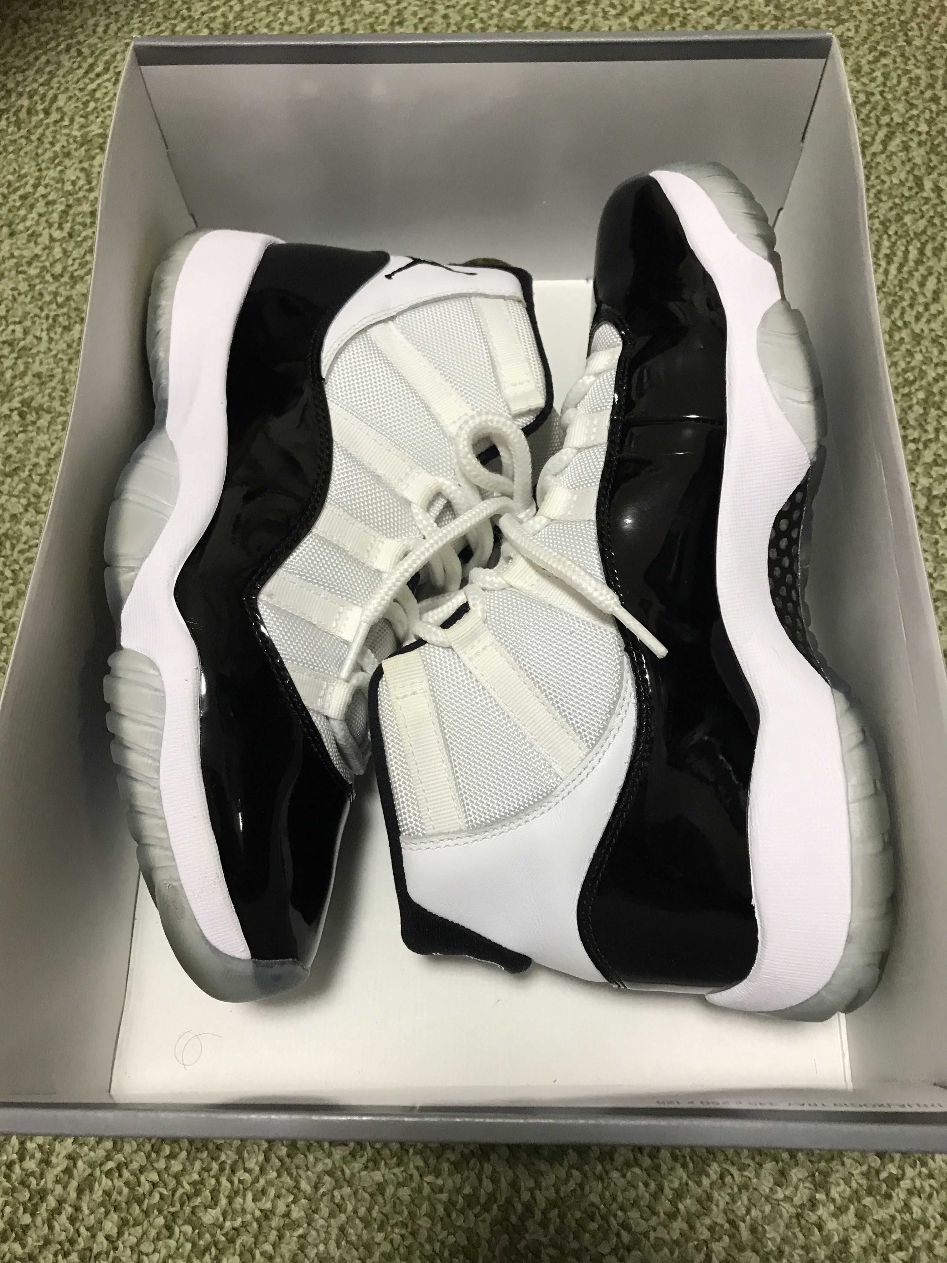 Nike Air Jordan 11 Retro "Concord" (2018)