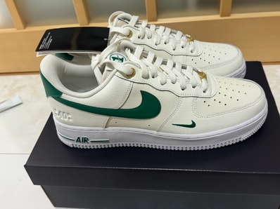Nike Air Force 1 Low 40th Anniversary "Sail/Malachite-White-Metallic Gold"