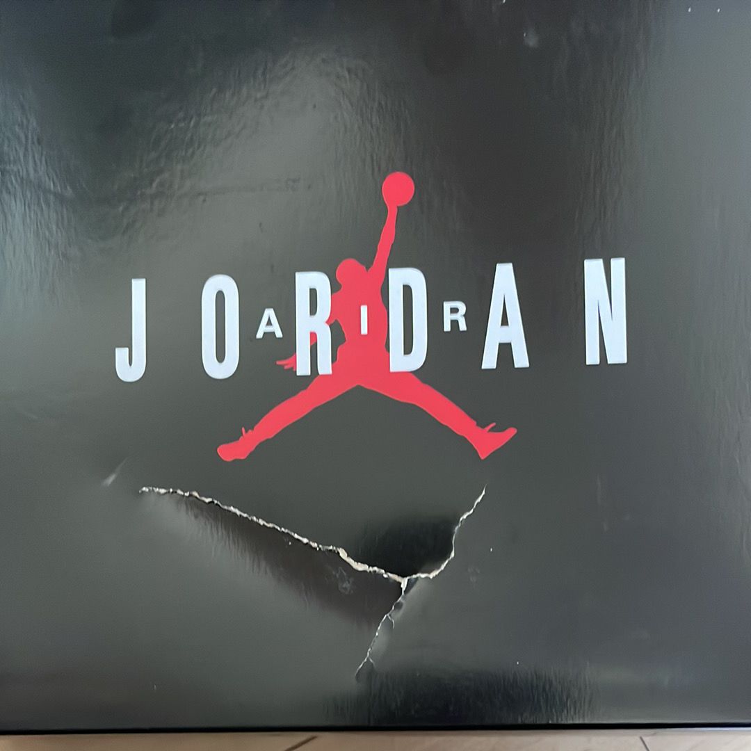 Nike Air Jordan 11 Low IE "Light Orewood Brown"