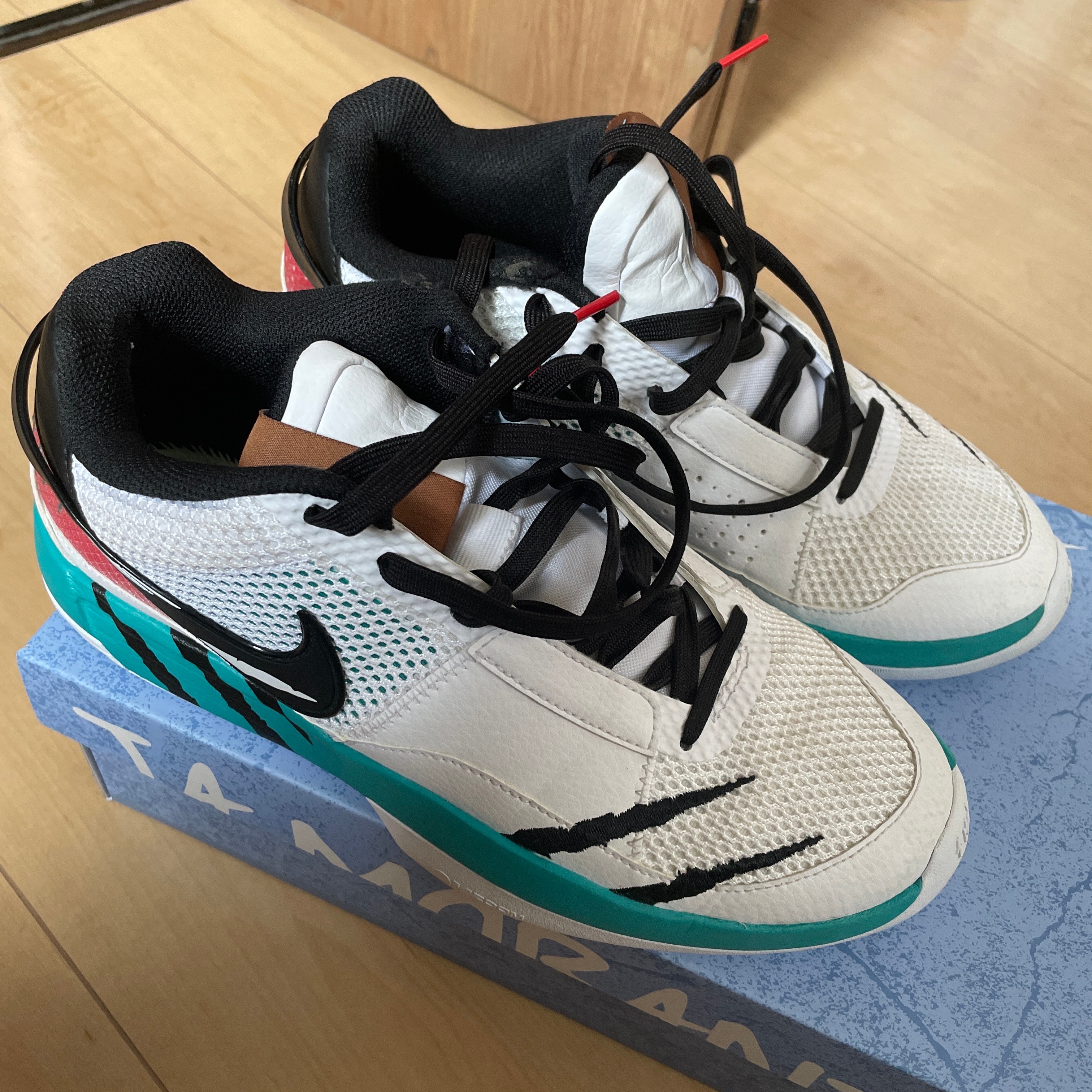 ナイキ ジャ1 "Scratch"