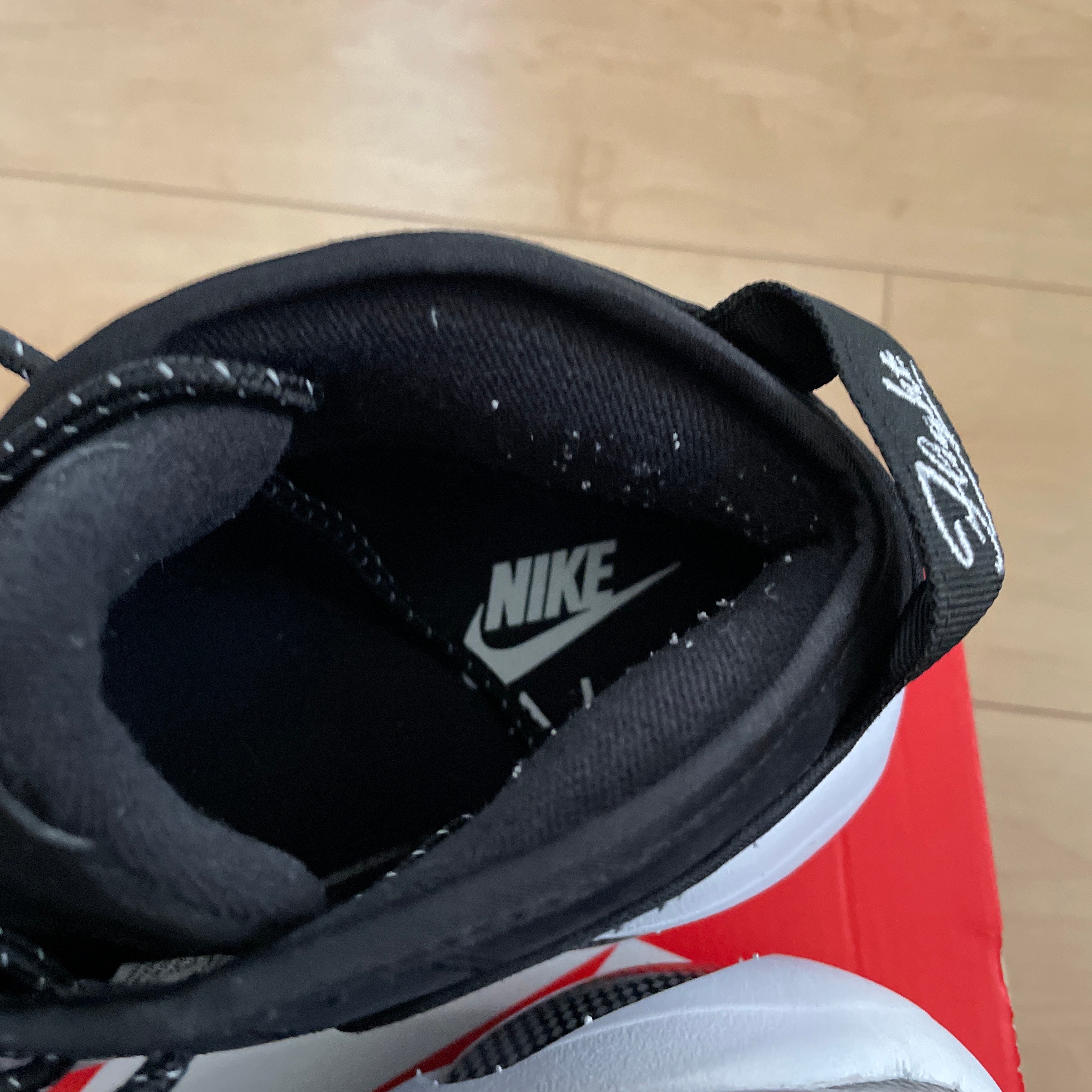 ナイキ エアズームフライト95 "ブラックメタリック" (2022)