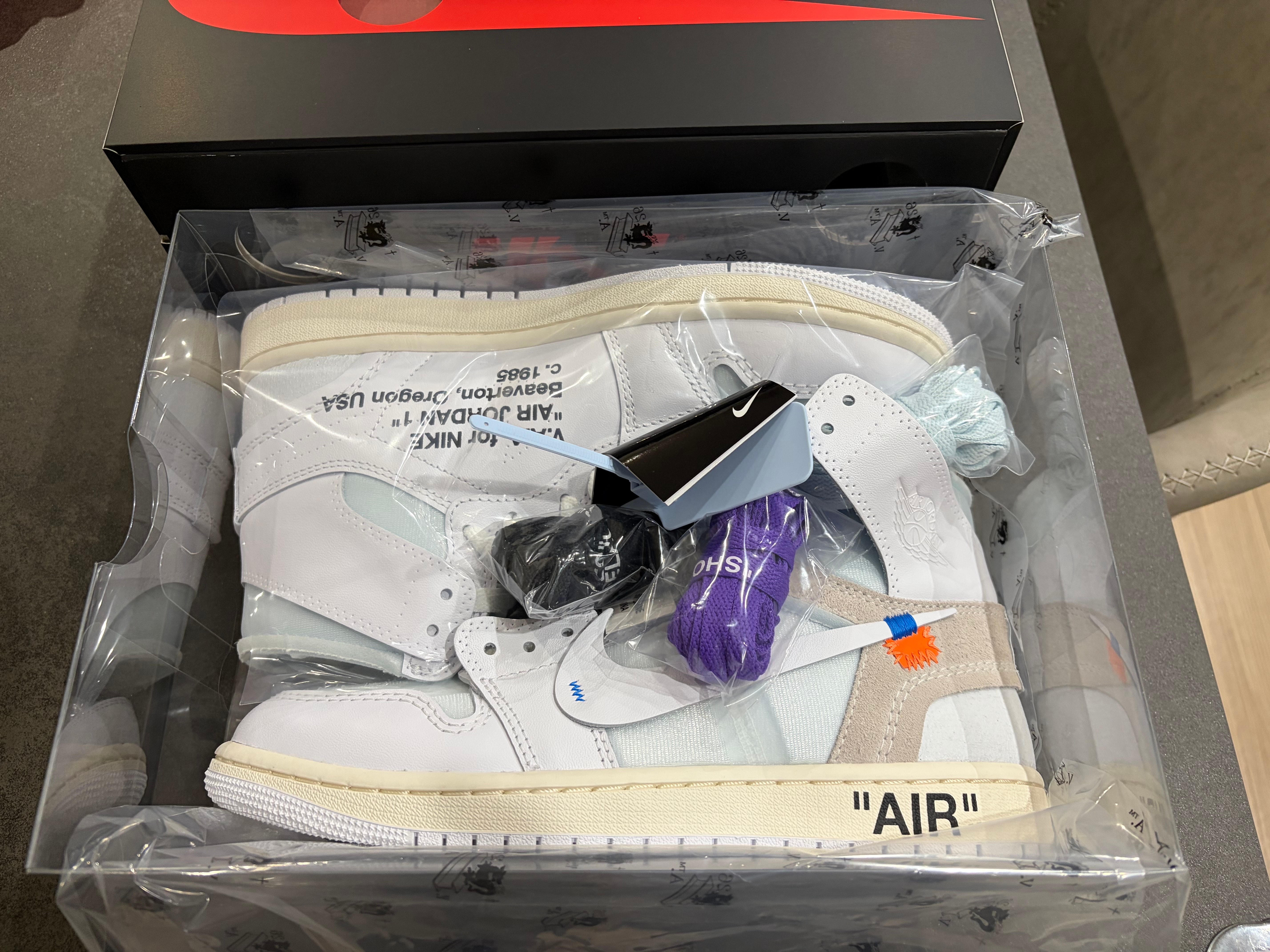 Virgil Abloh Archive (V.A.A.) × Nike Air Jordan 1 Retro High OG "Alaska"