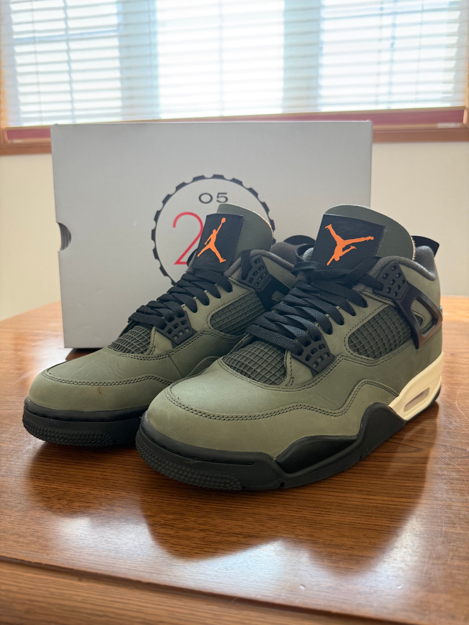 UNDEFEATED × Nike Air Jordan 4 Retro "Deep Green" (2025)