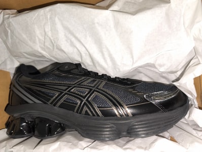 Asics Gel-Kinetic Fluent "Black/Graphite Grey"